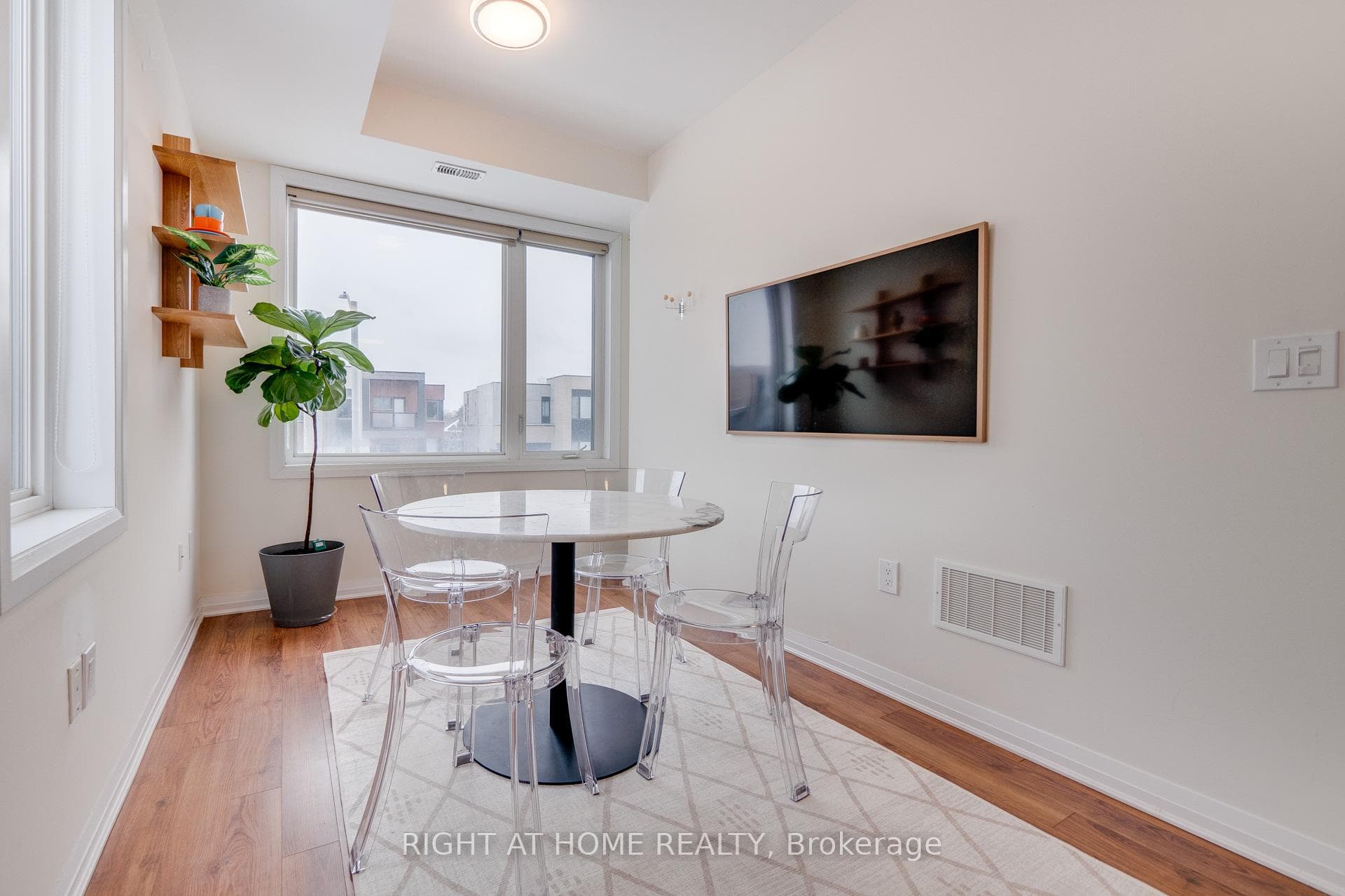 125 Stanley Greene Boulevard photo 7