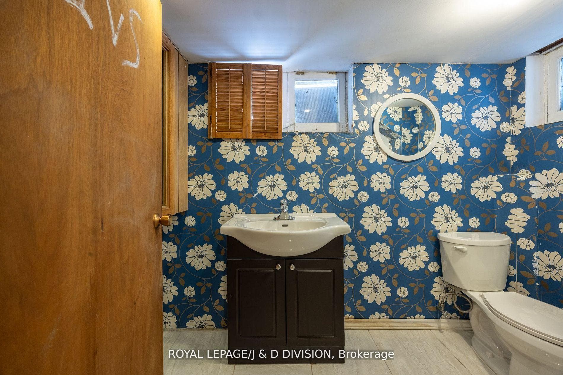 241 Forest Hill Road photo 37
