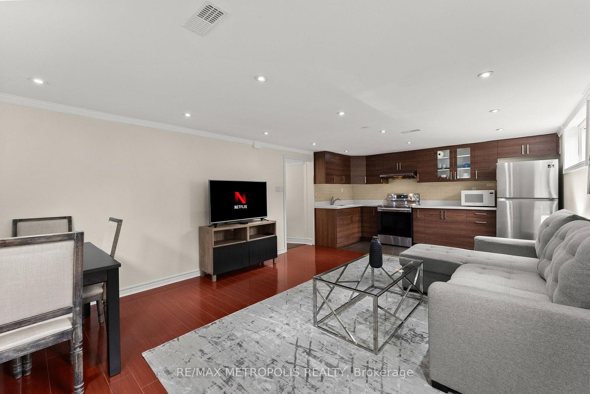 2B Summerglade Drive photo 27