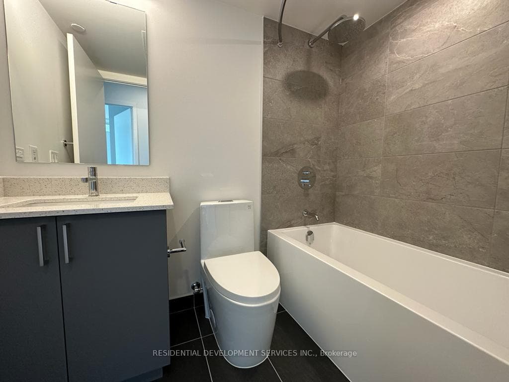 30 Tretti Way Unit 1302 photo 6