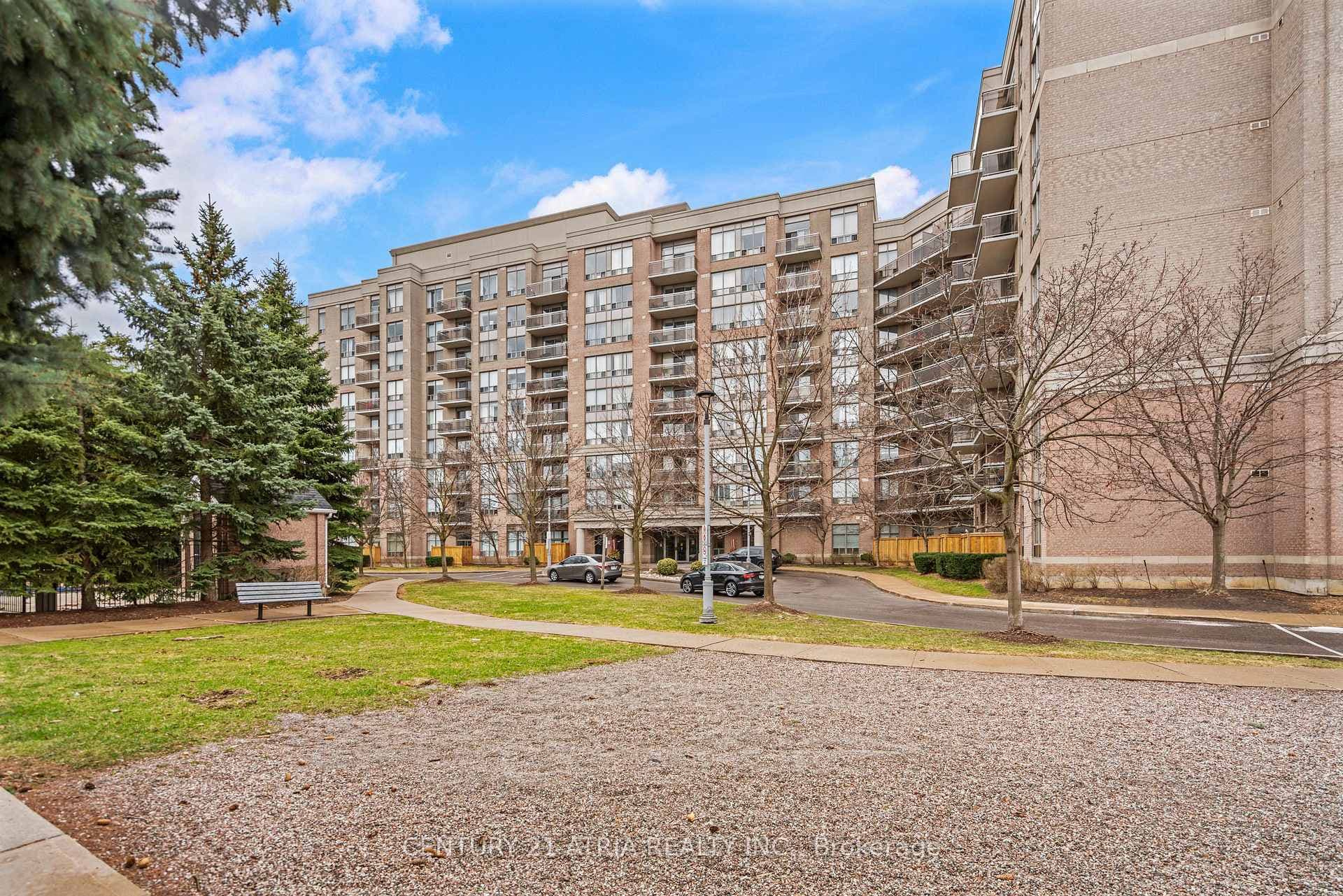 1720 Eglinton Avenue Unit 623 photo 29