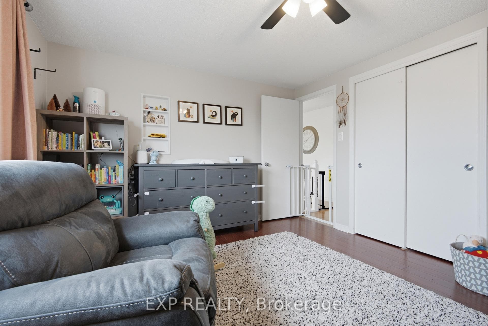 86 Baxter Crescent photo 25