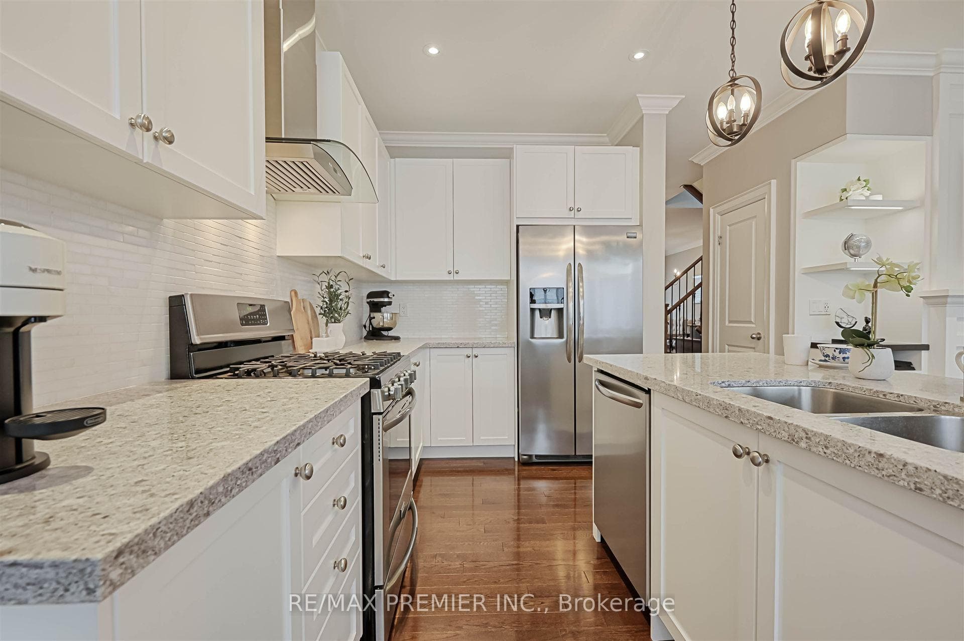 268 Kincardine Street photo 10