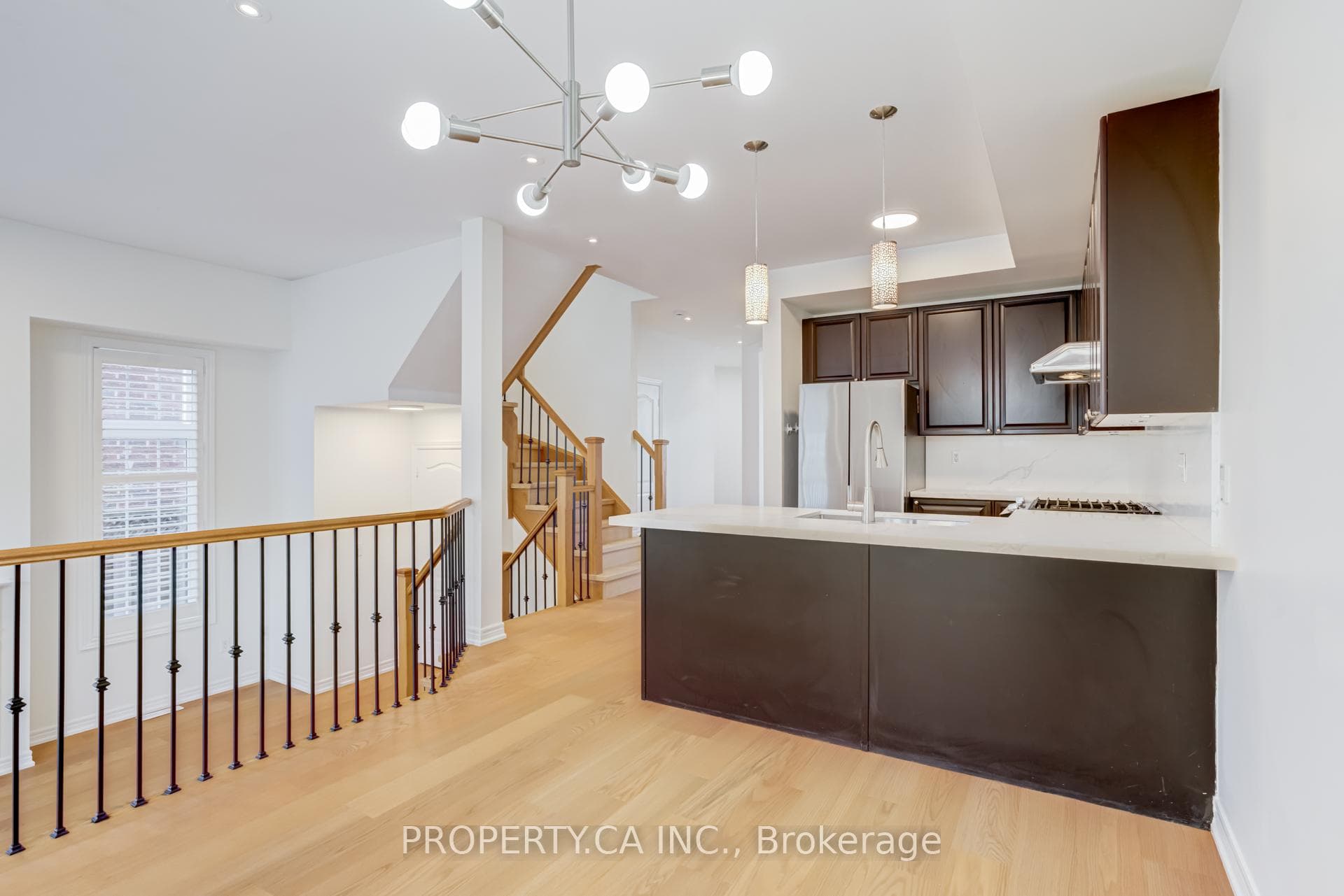 3347 Eglinton Avenue photo 10