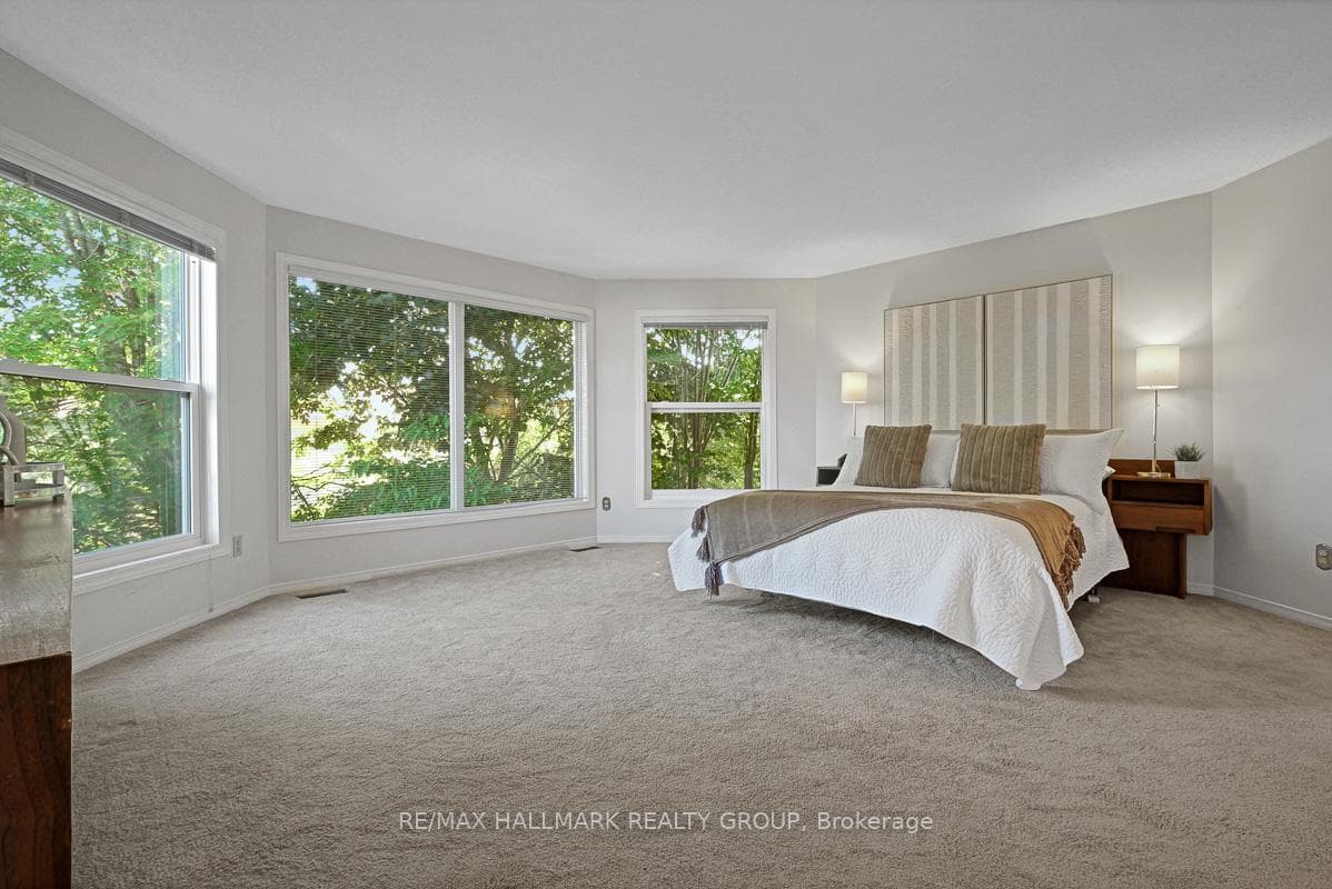 126 Dossetter Way photo 25