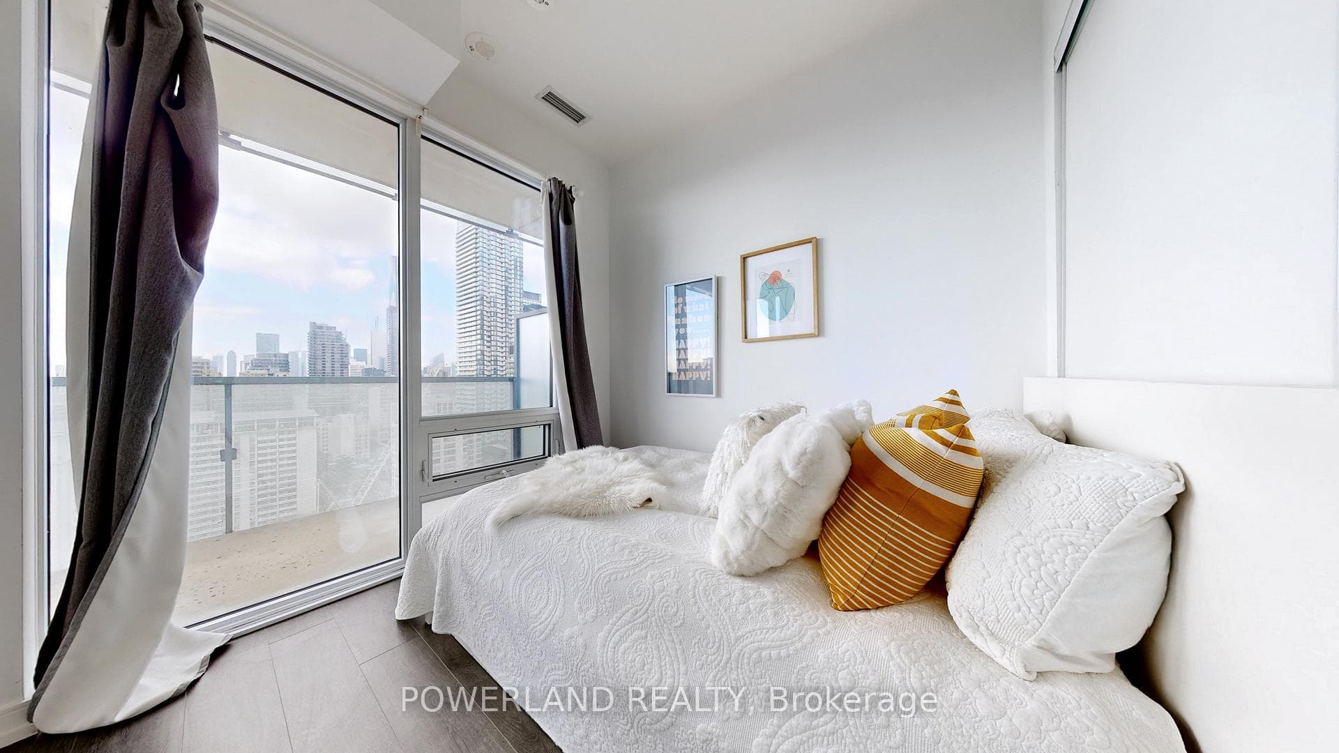 28 Wellesley Street Unit 2304 photo 24