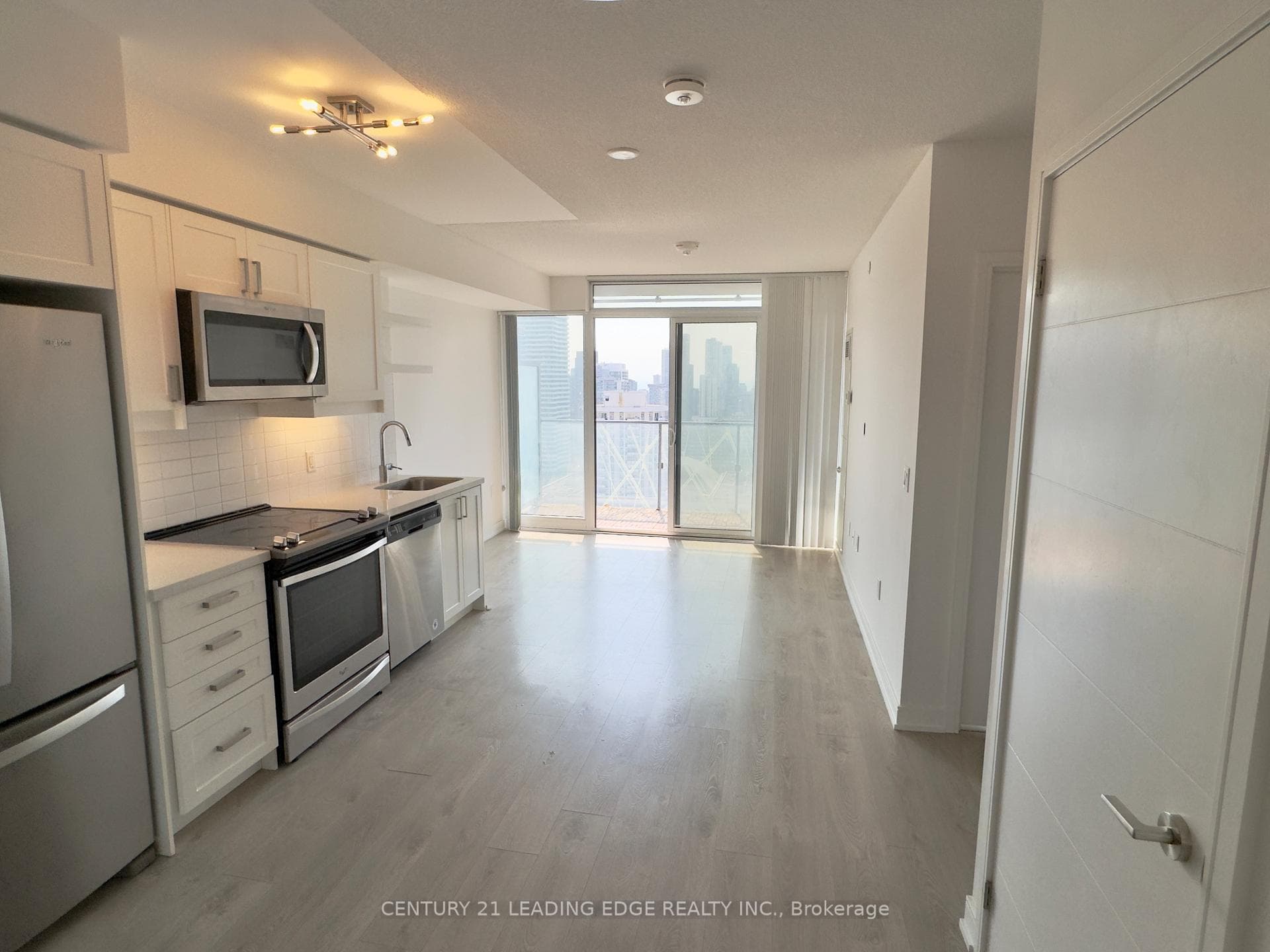 50 Wellesley Street Unit 3309 photo 1