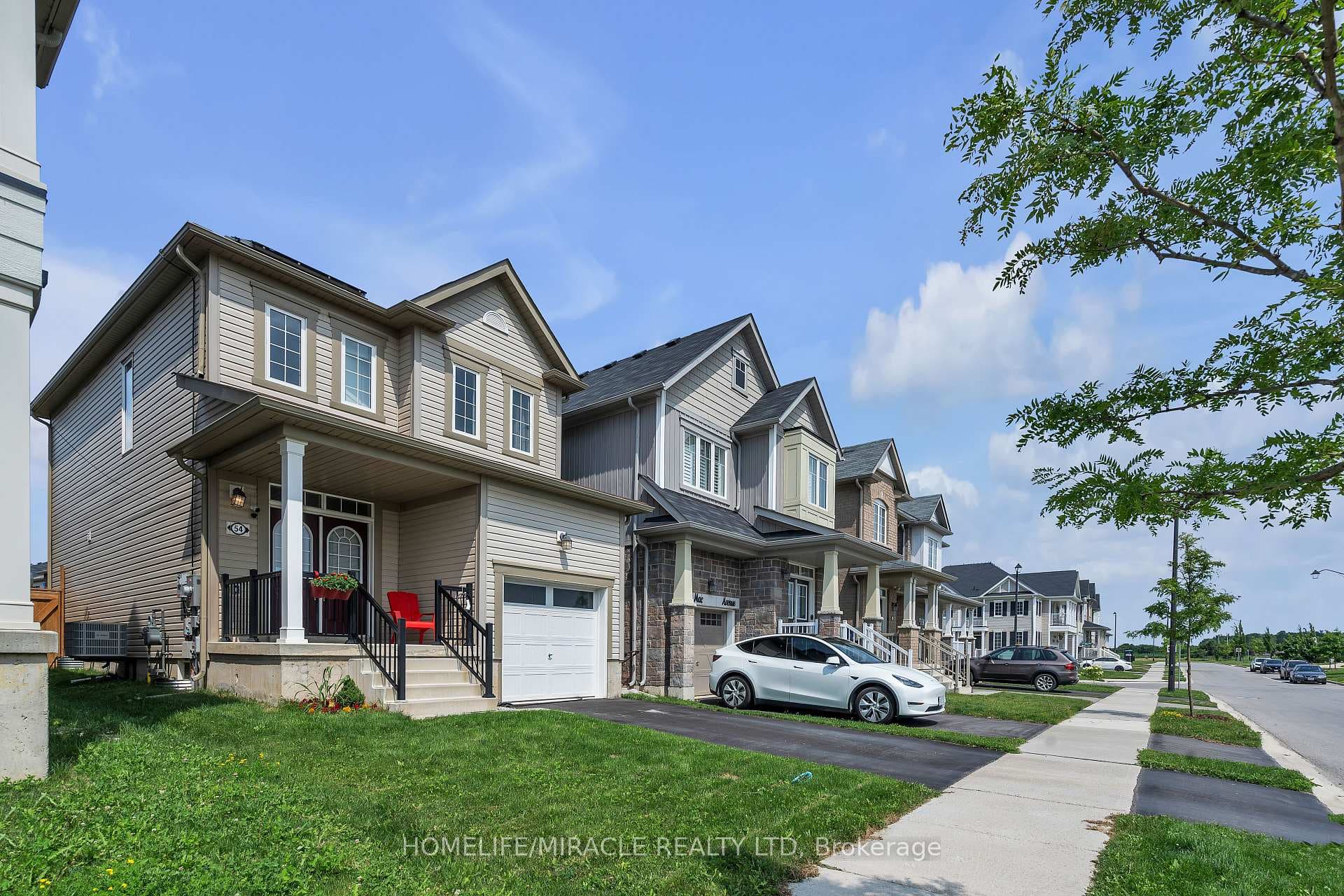 54 Maclachlan Avenue photo 3