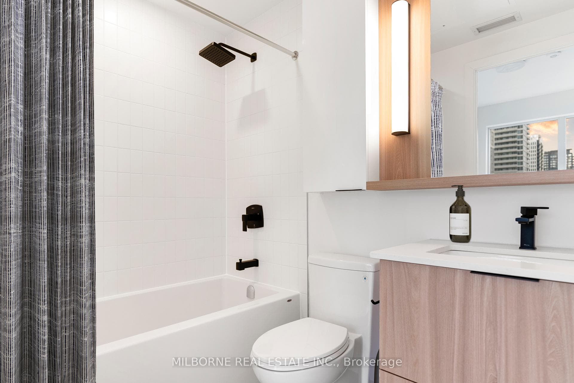 5 Defries Street Unit 2908 photo 6