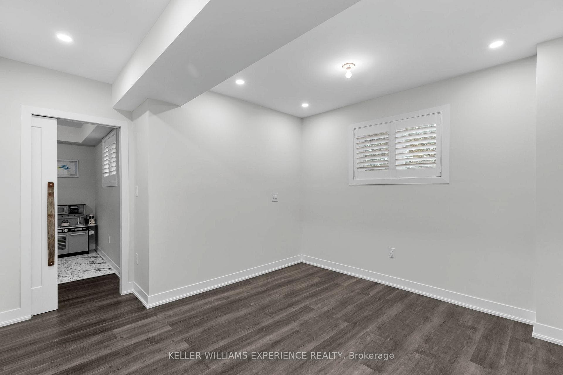 2024 Marchmont Road photo 24