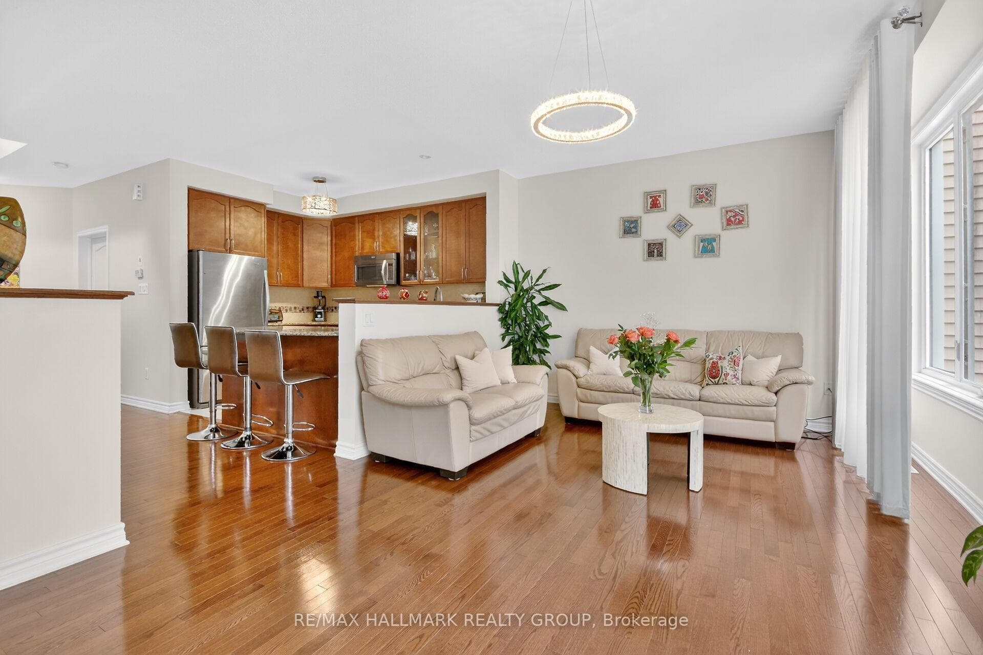 163 Highbury Park Drive photo 17
