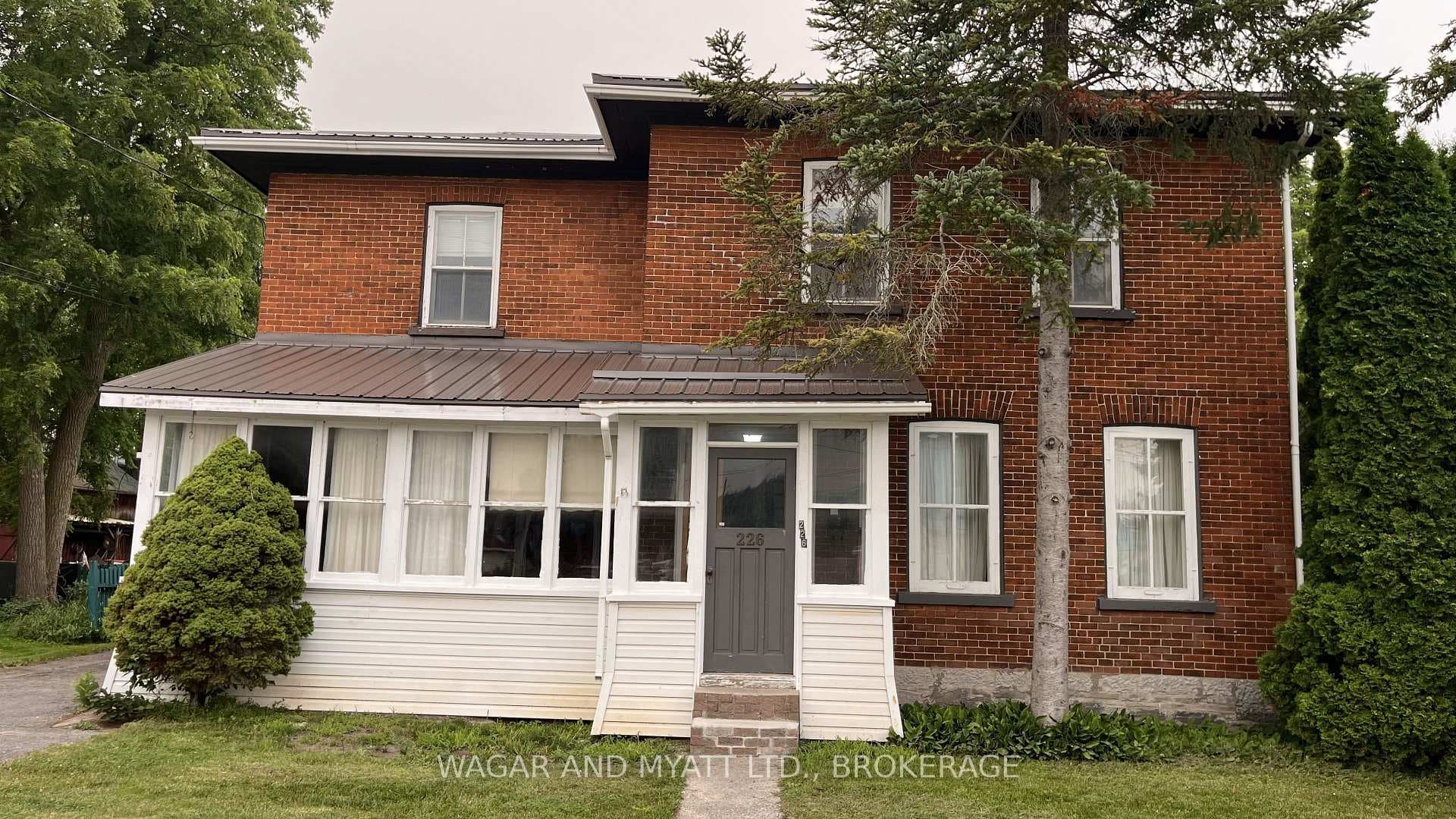 226 CAMDEN Road photo 23