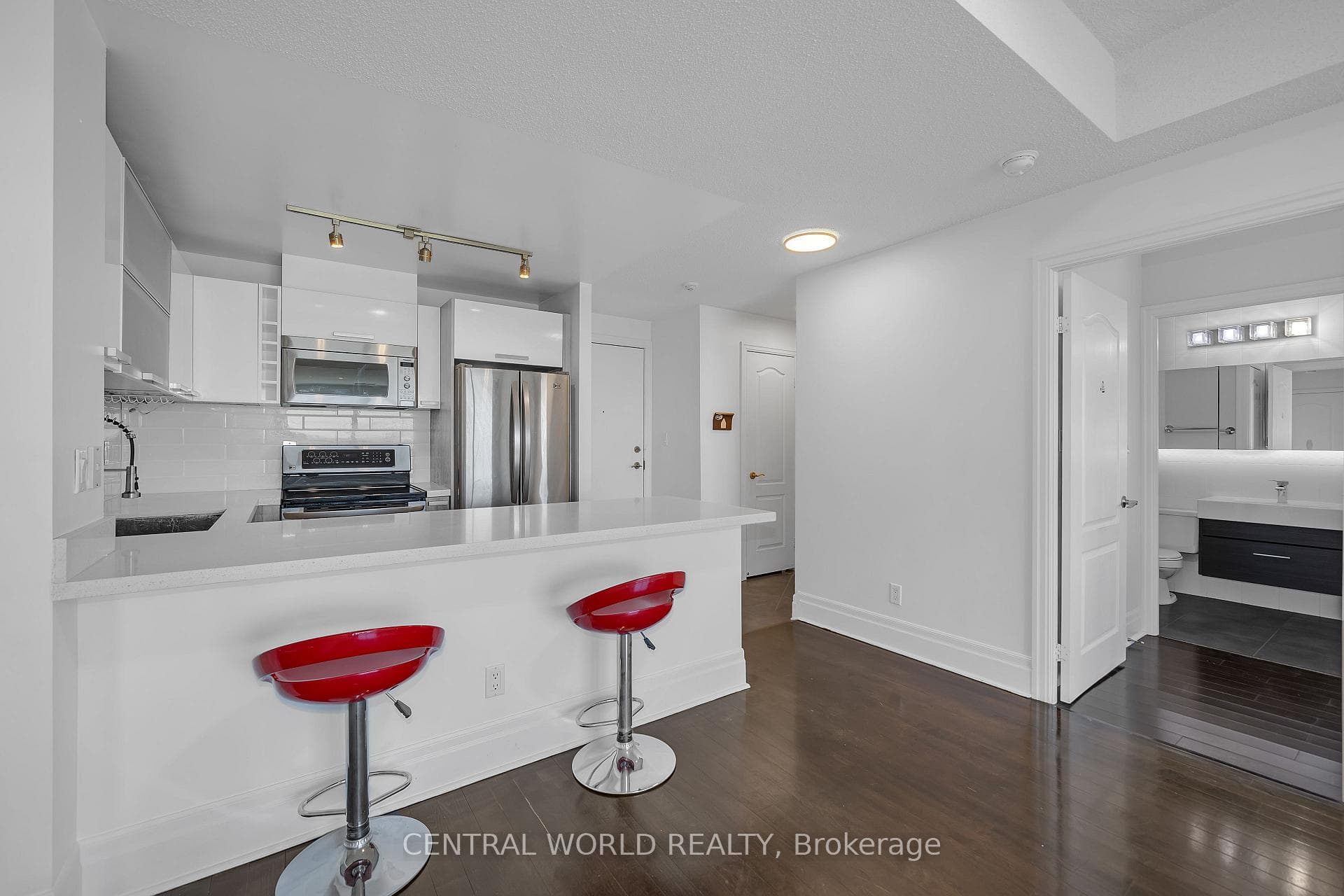 188 Doris Avenue Unit 2105 photo 10