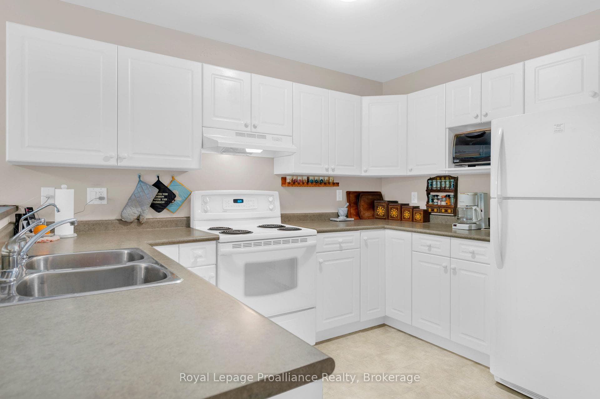 73 Finch Drive photo 18