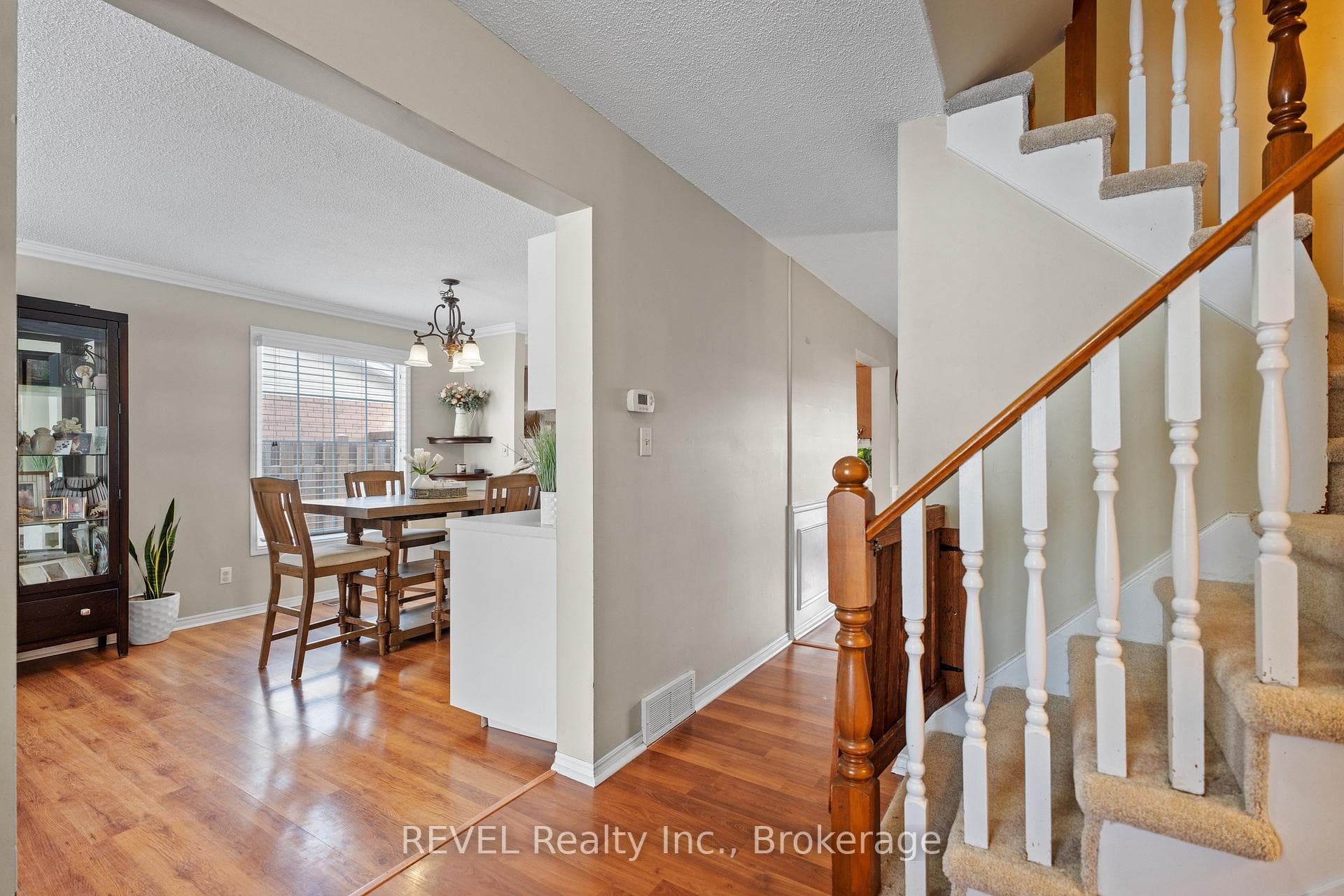 232 Gadsby Avenue photo 10