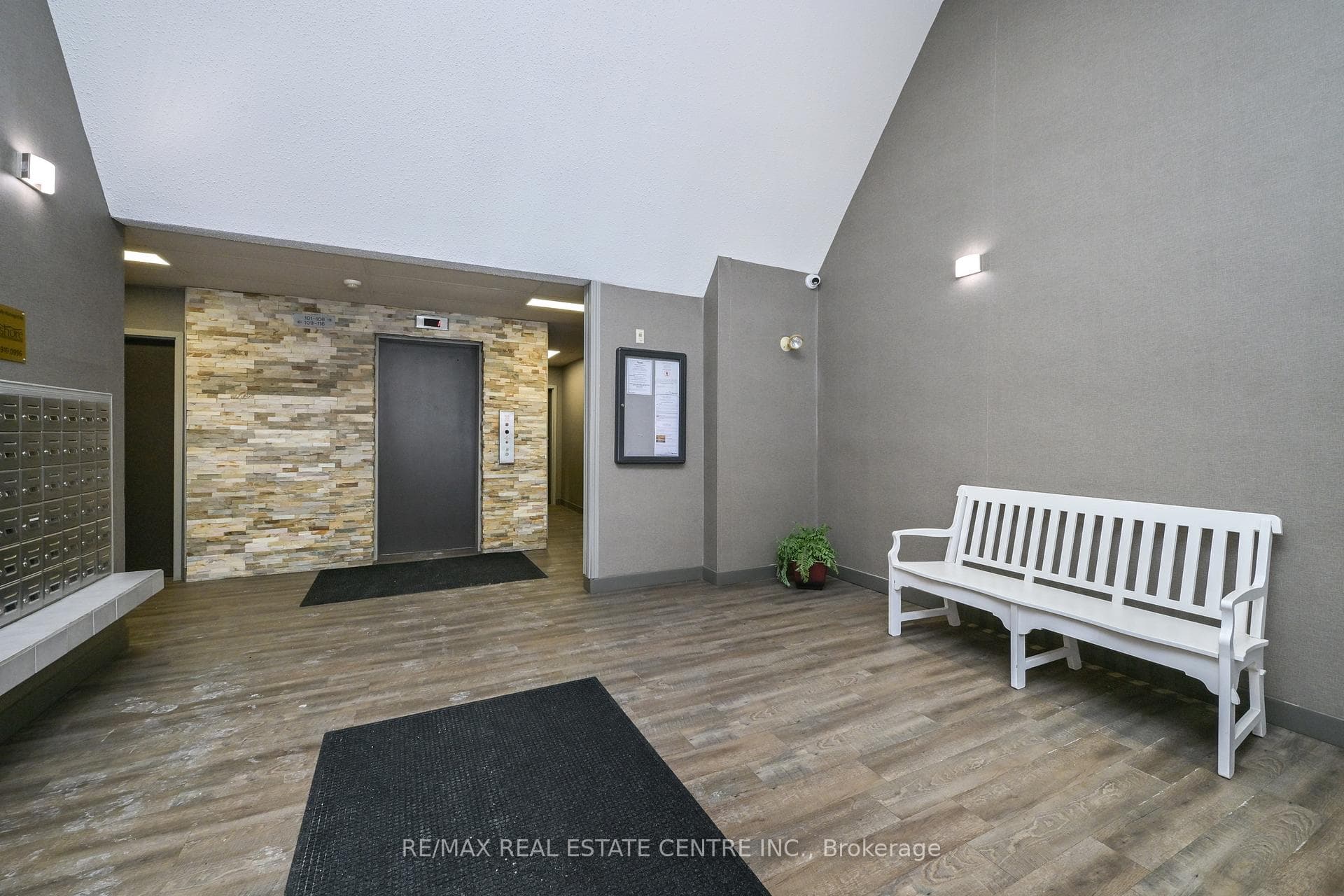 120 Bell Farm Road Unit 409 photo 4