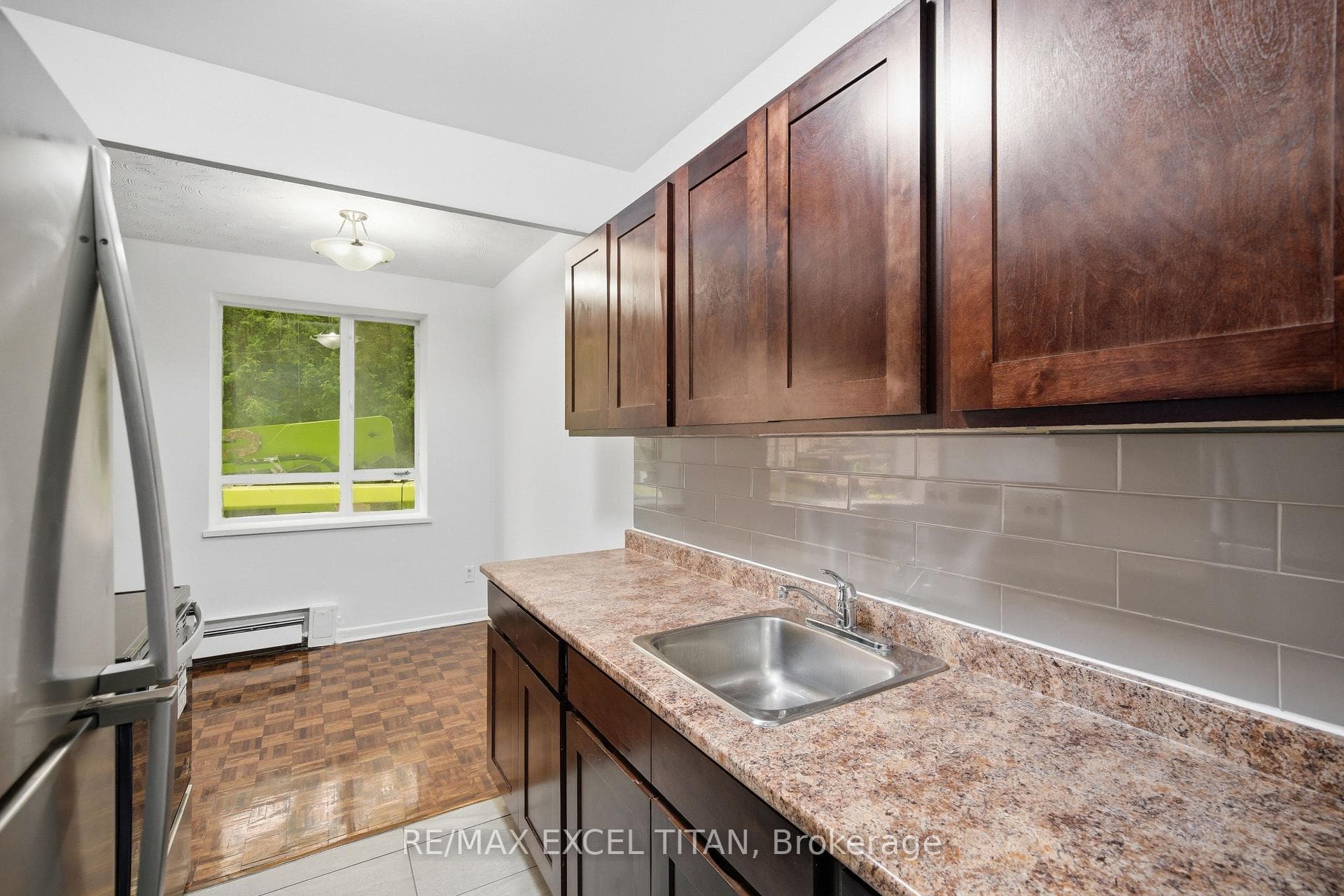 2895 Bathurst Street Unit 108 photo 17
