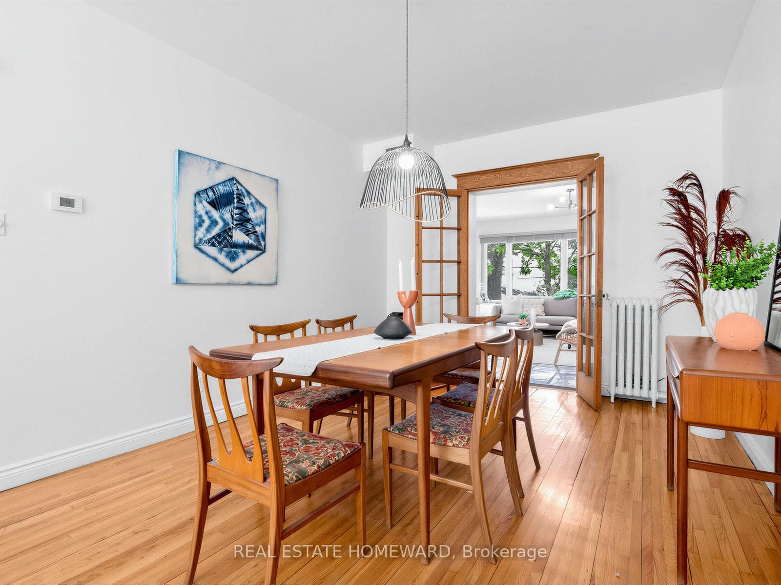 46 Westmount Avenue photo 11