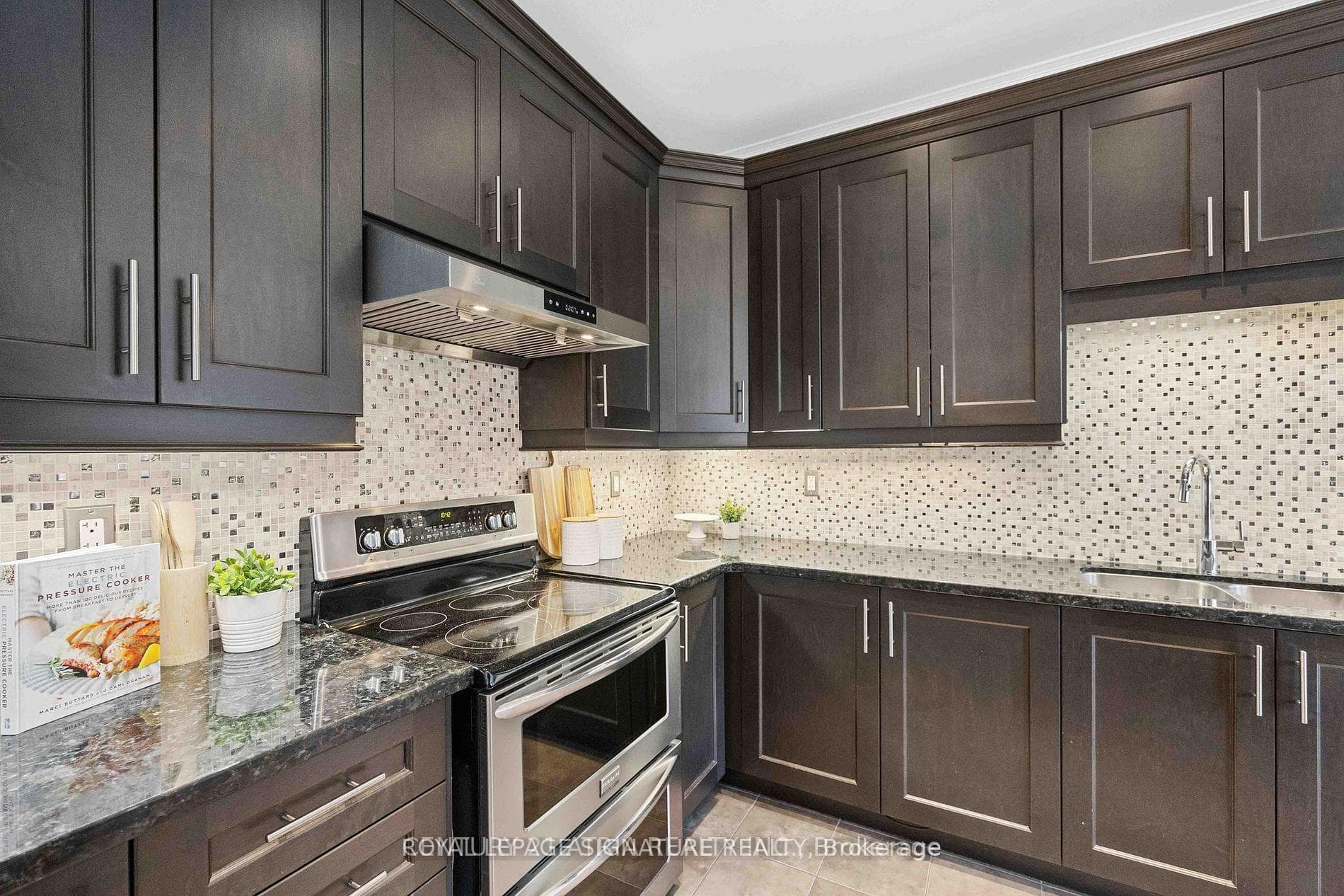 3 Via Toscana Road photo 15