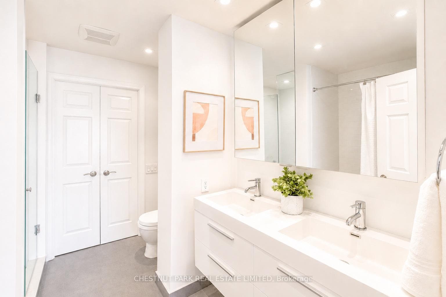 1177 Yonge Street Unit PH 702 photo 25