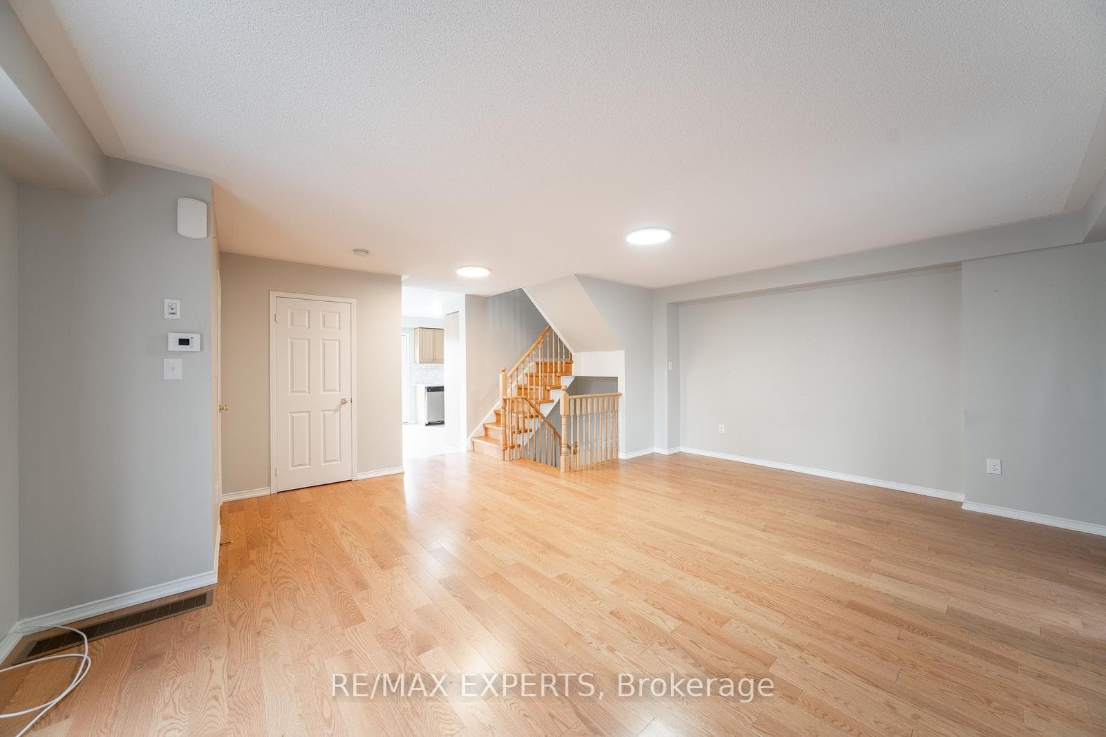 49 Devineridge Avenue photo 16