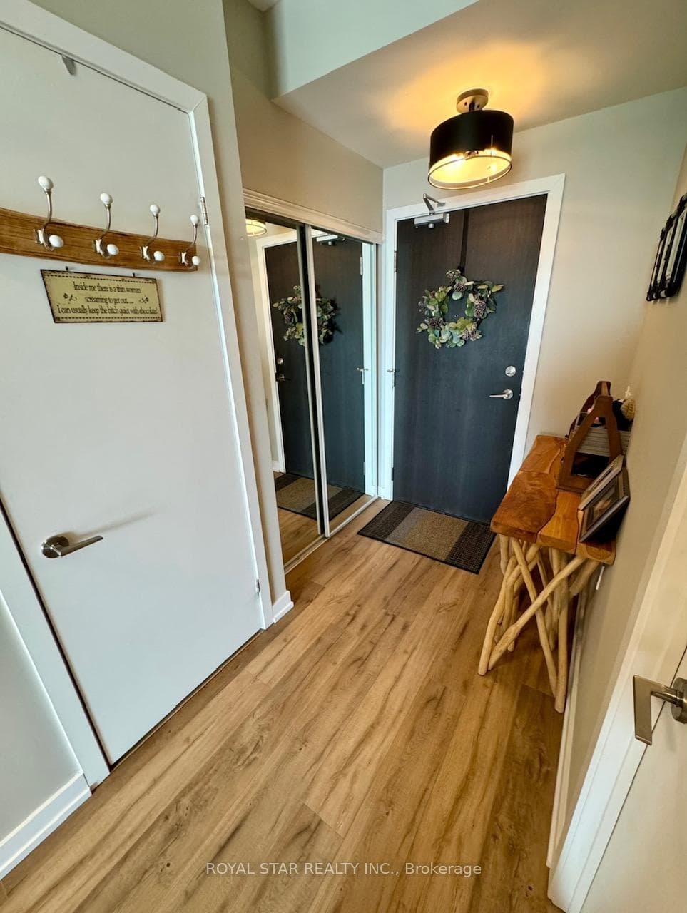 10 Park Lawn Road Unit 3208 photo 3