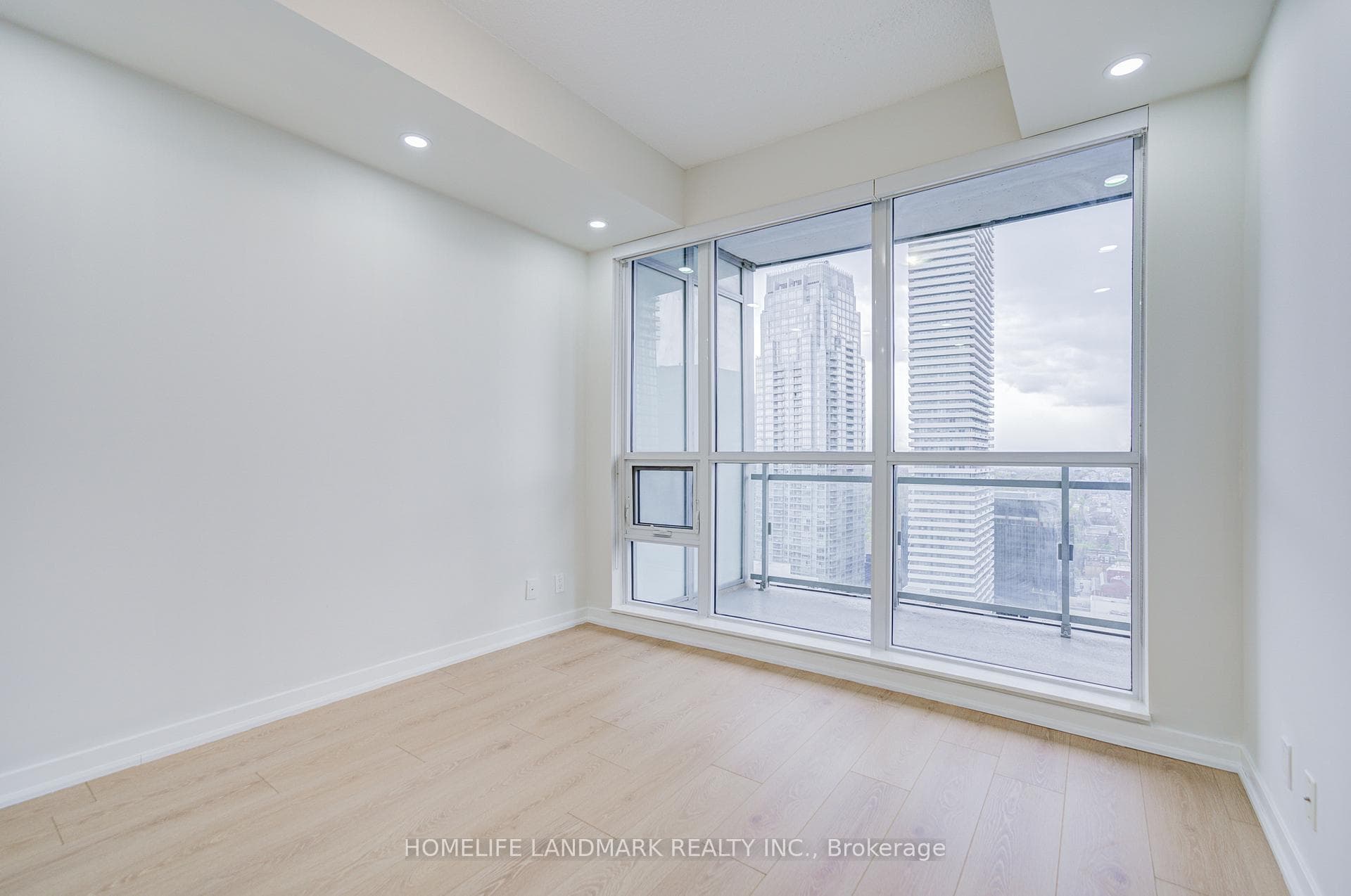 89 Dunfield Avenue Unit 2601 photo 19