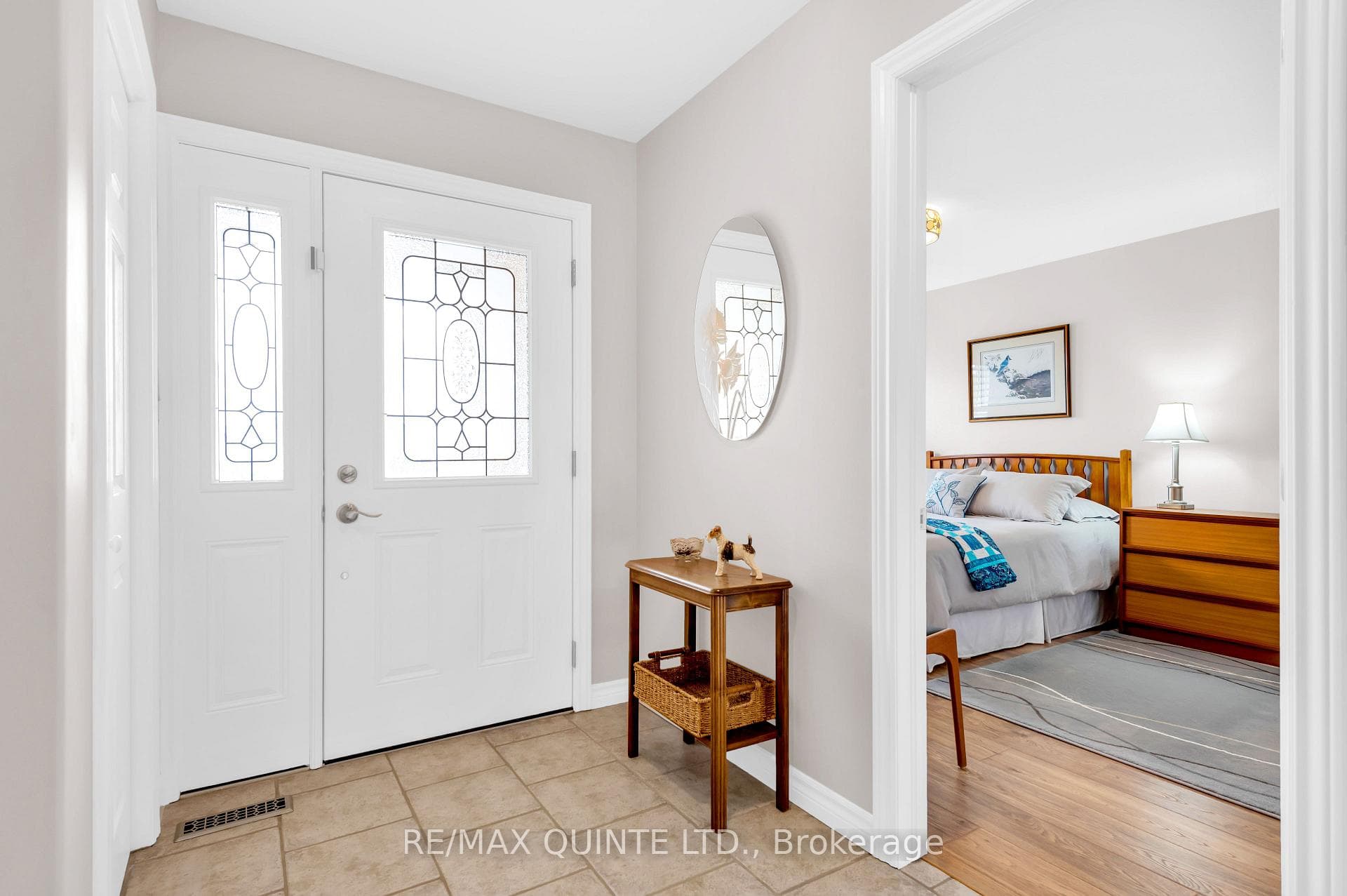 169 Nicholas Street photo 3