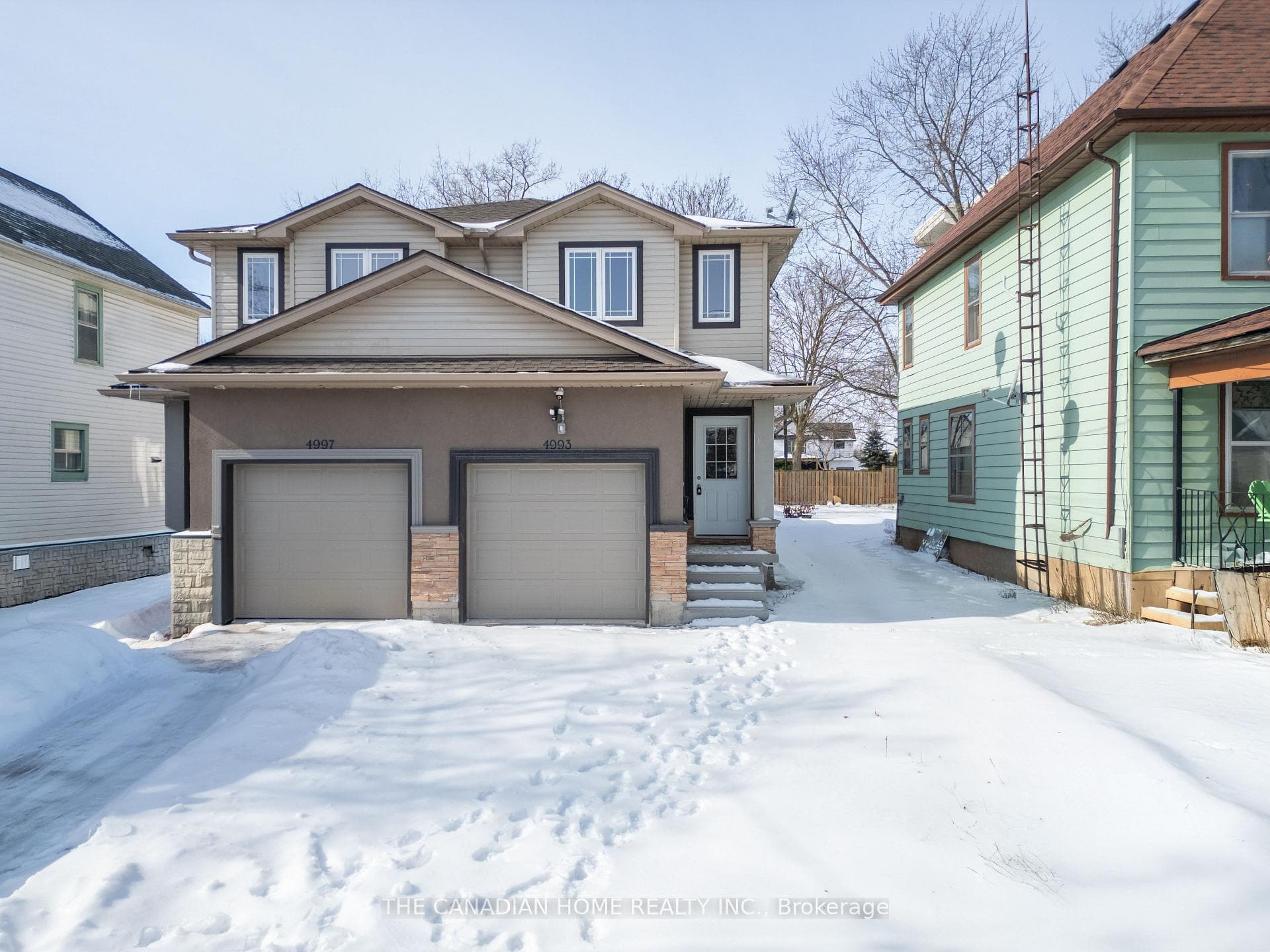 4993 St. Clair Avenue photo 4