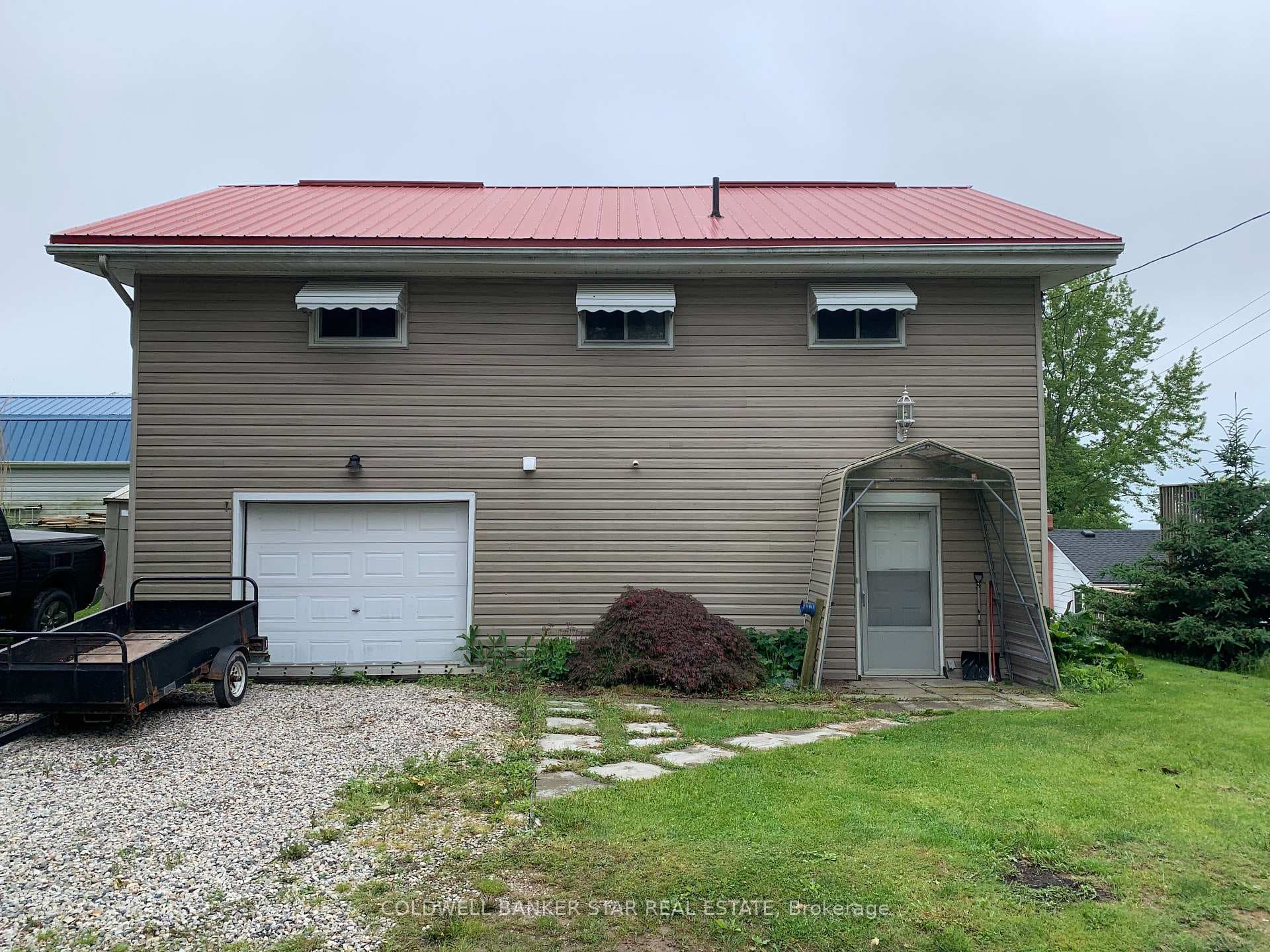 6285 Grandview Road photo 2