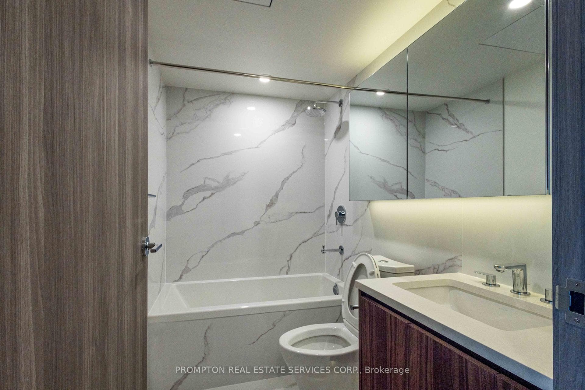 1 Concord Cityplace Way Unit 1606 photo 9