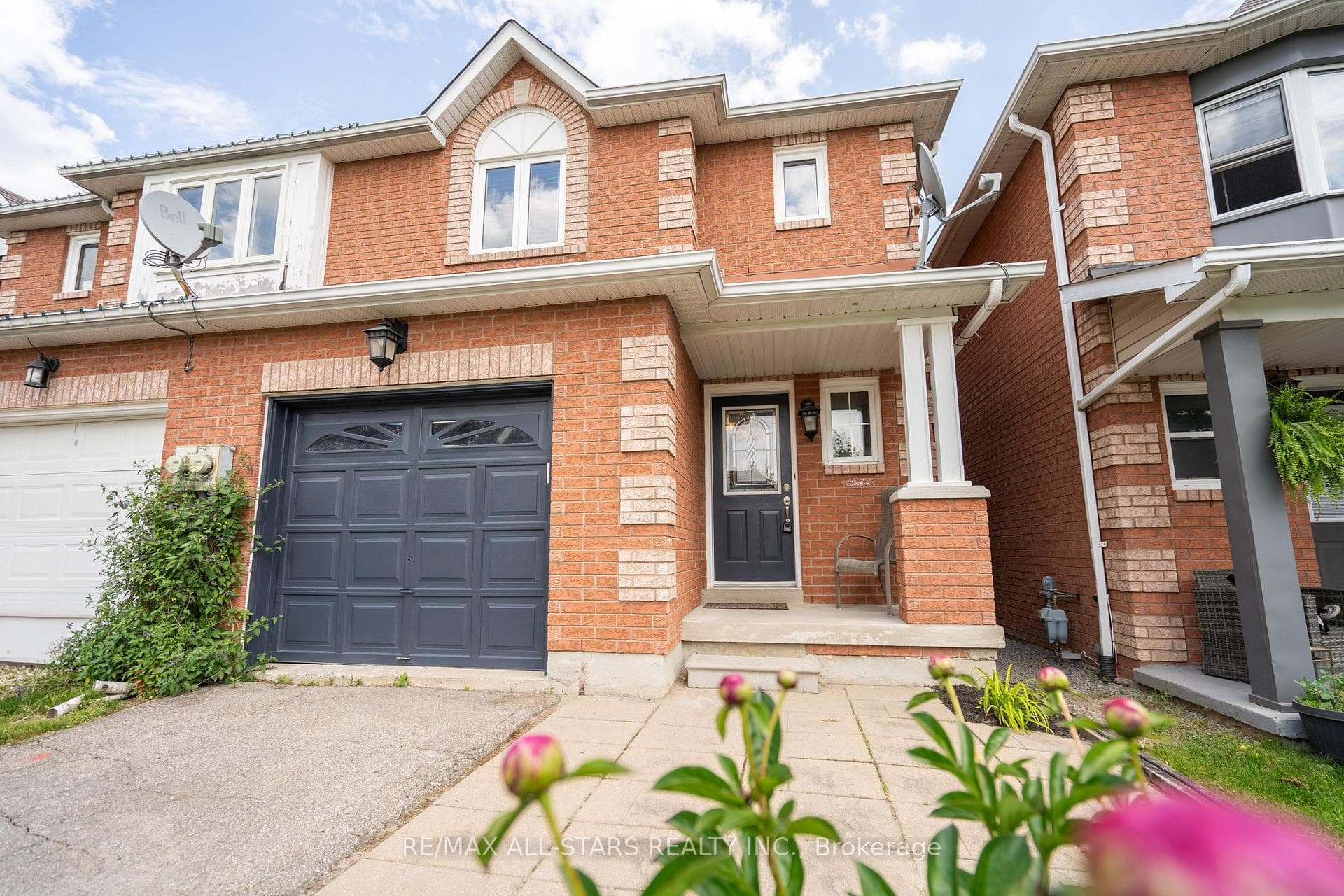 83 Lorne Street photo 2