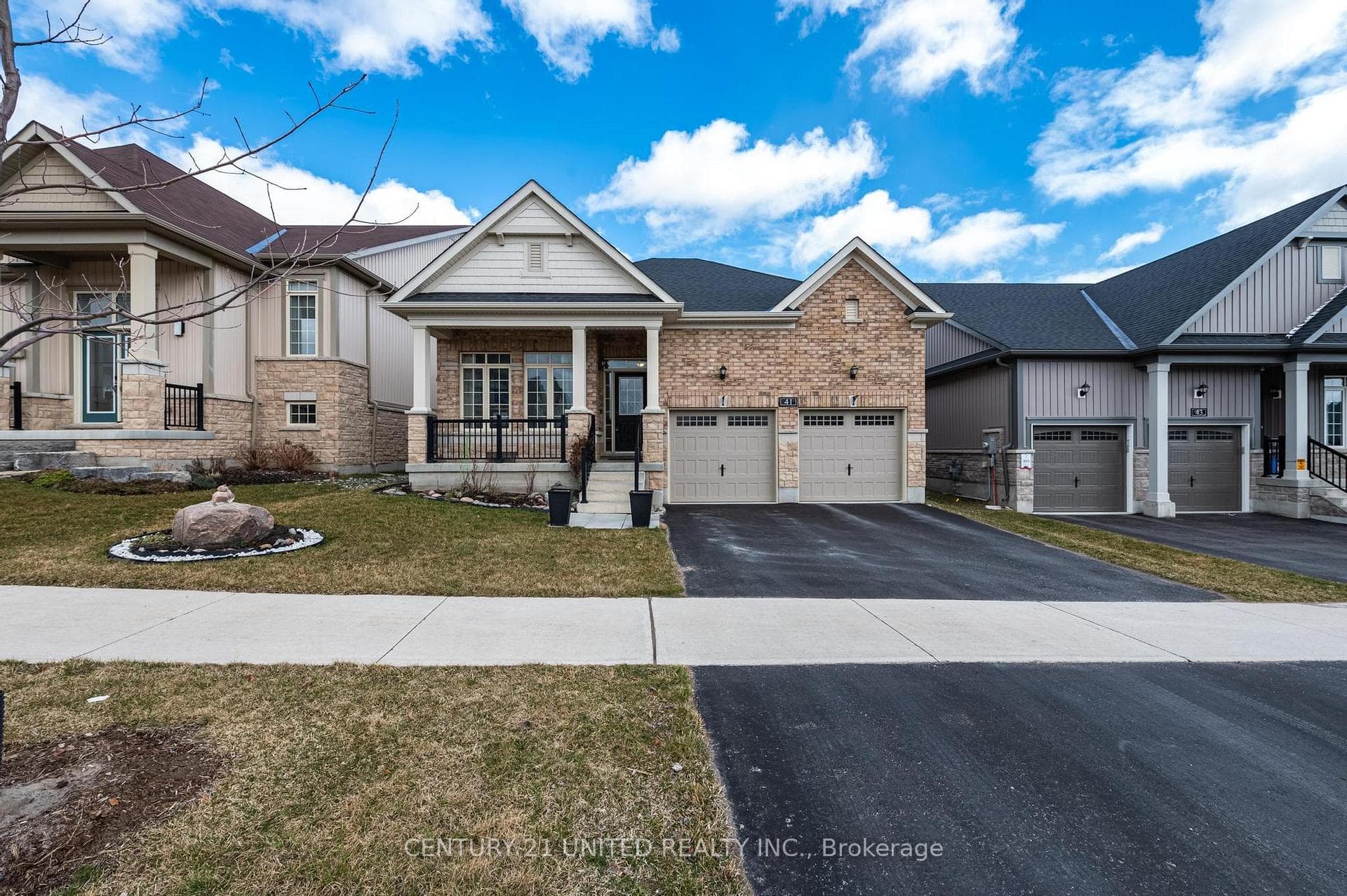 41 Bromont Drive photo 2