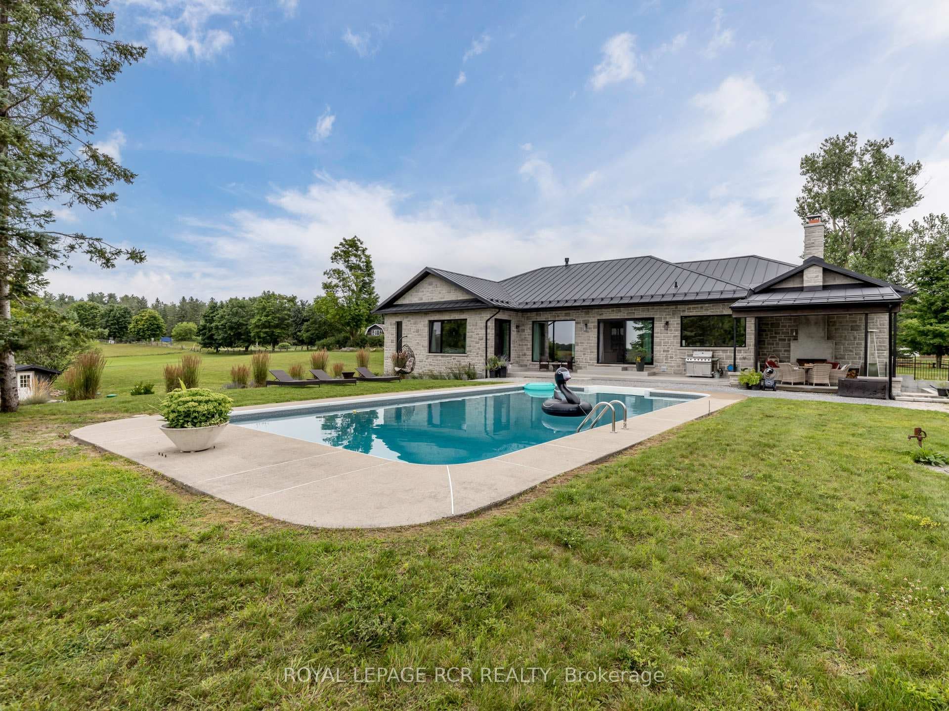 17006 McCowan Road photo 23