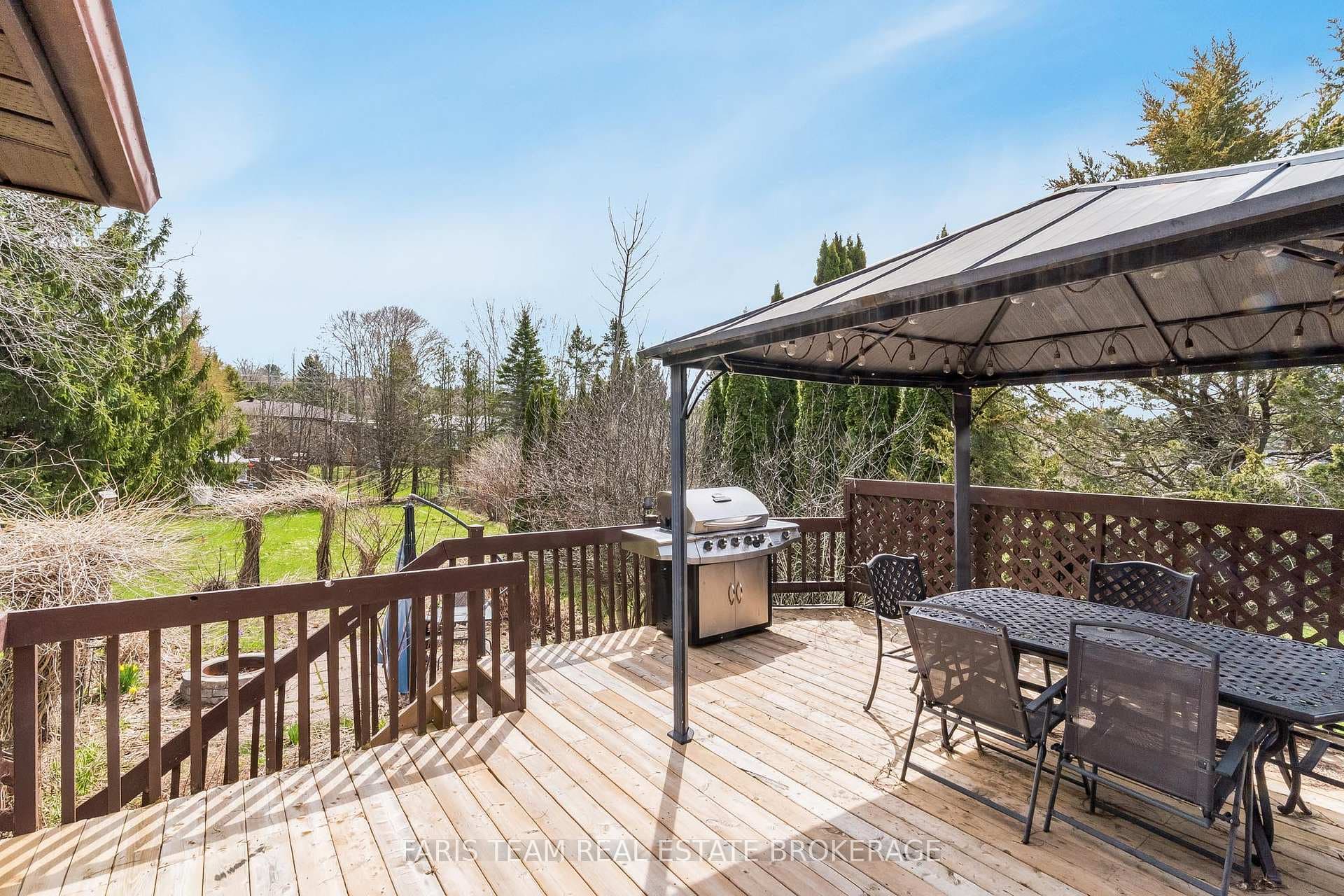 51 Beck Boulevard photo 26