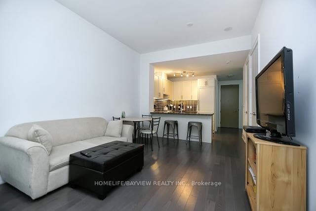 39 Queens Quay Unit 308 photo 5