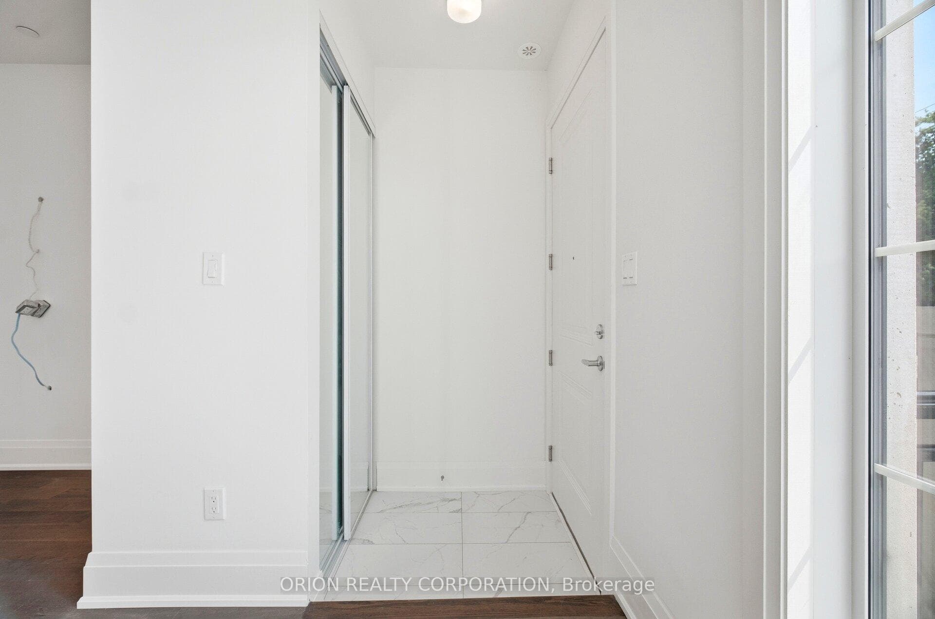 95 Brookfield Road Unit 6 photo 5