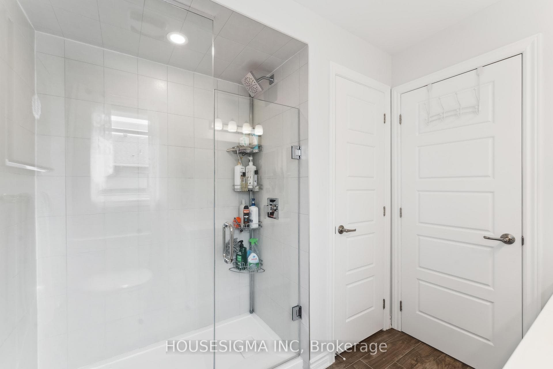 48 Bermondsey Way photo 26