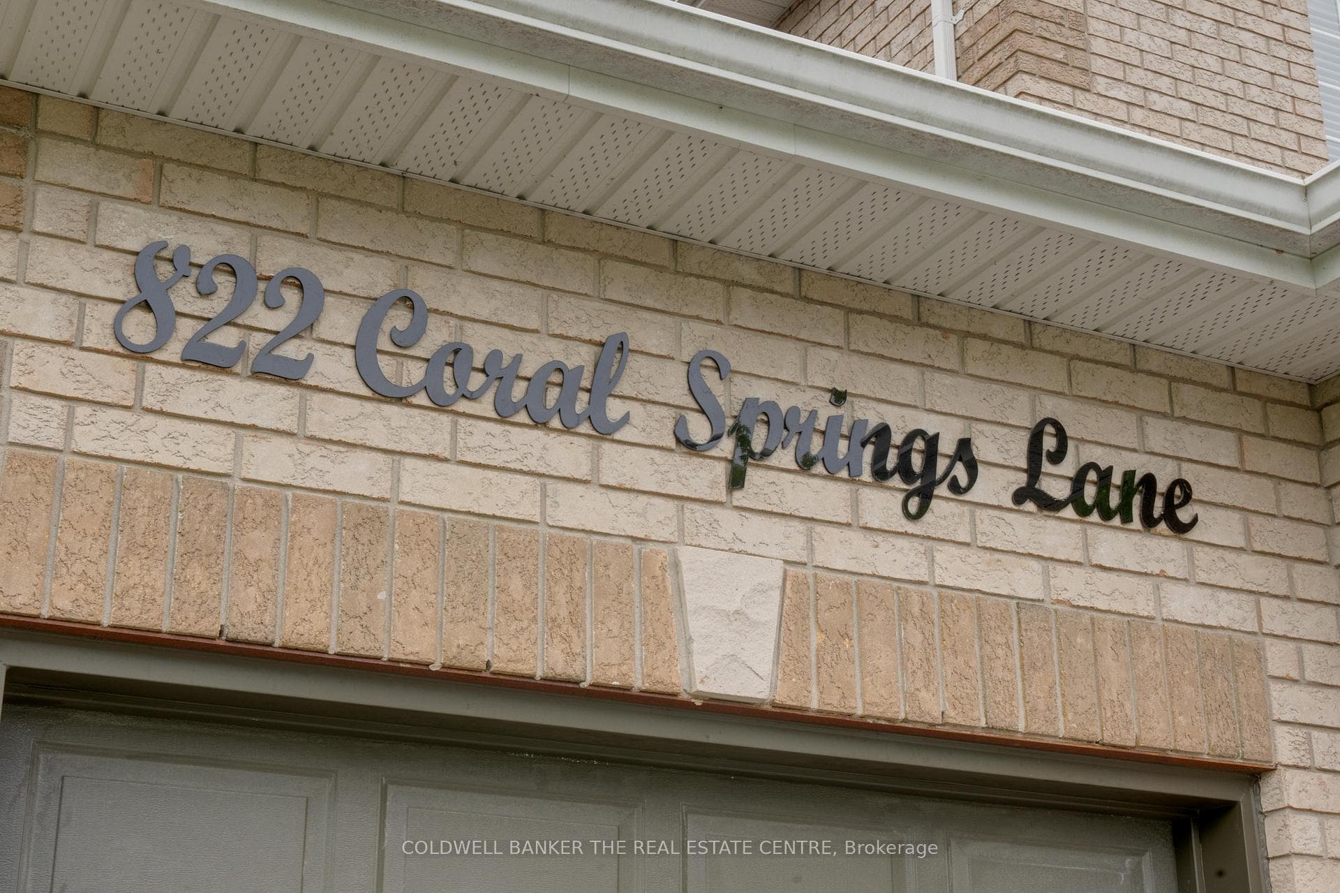 822 Coral Springs Lane photo 3