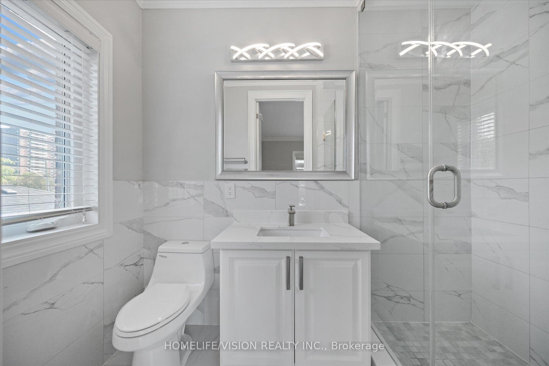 24 Cedar Brae Boulevard photo 36