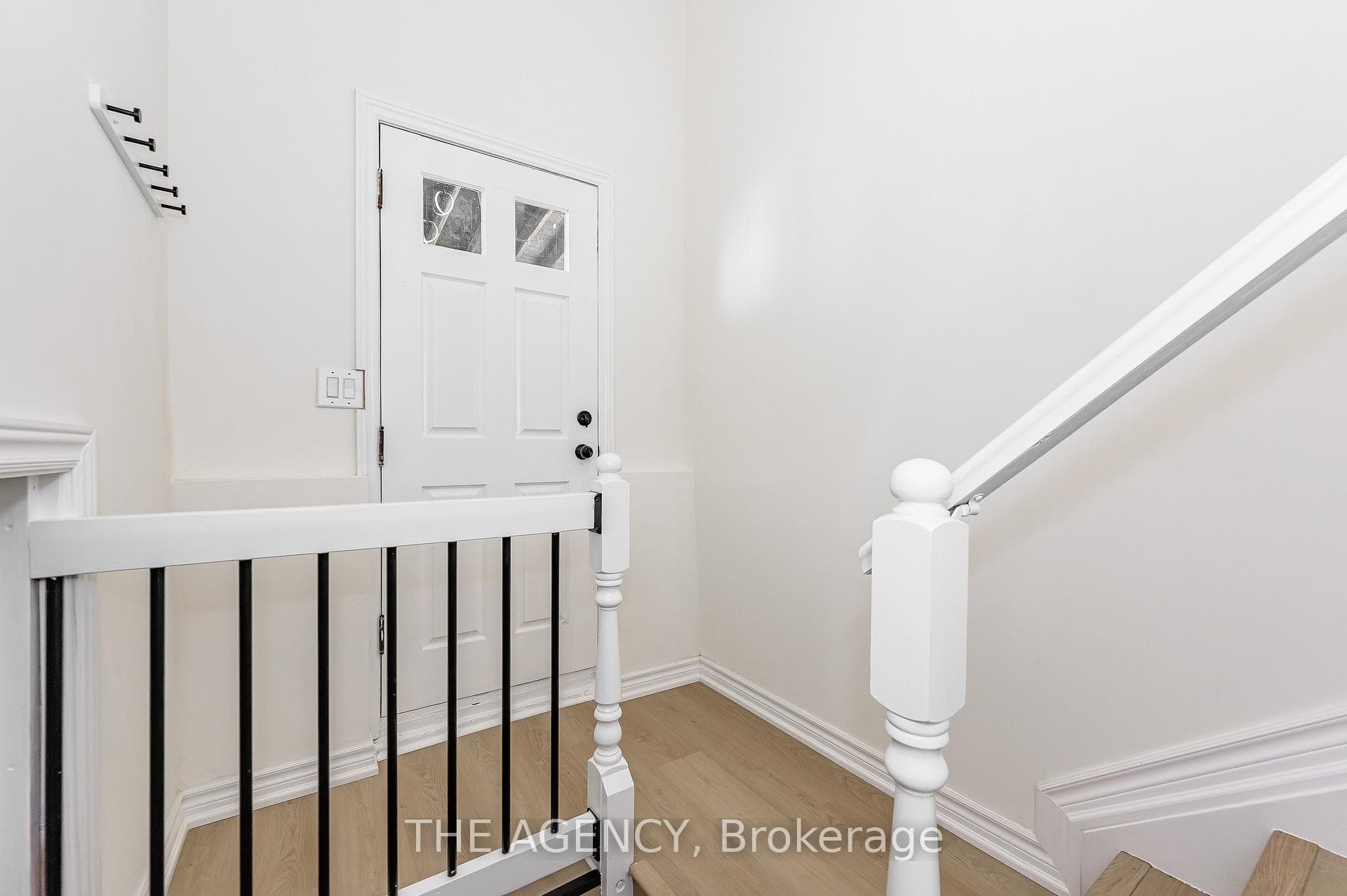 158 Niagara Falls Road photo 27