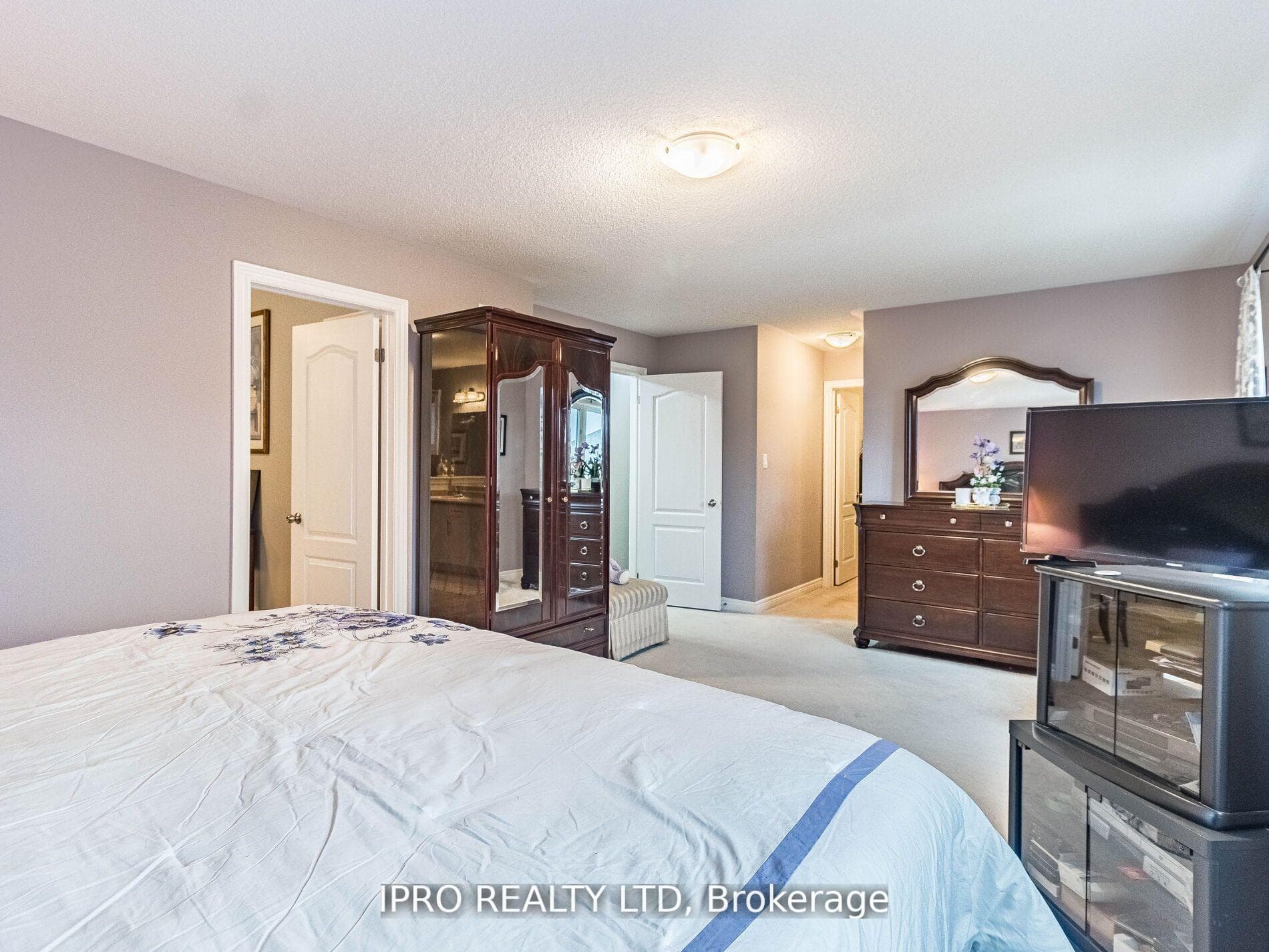 450 Summerlyn Trail photo 24