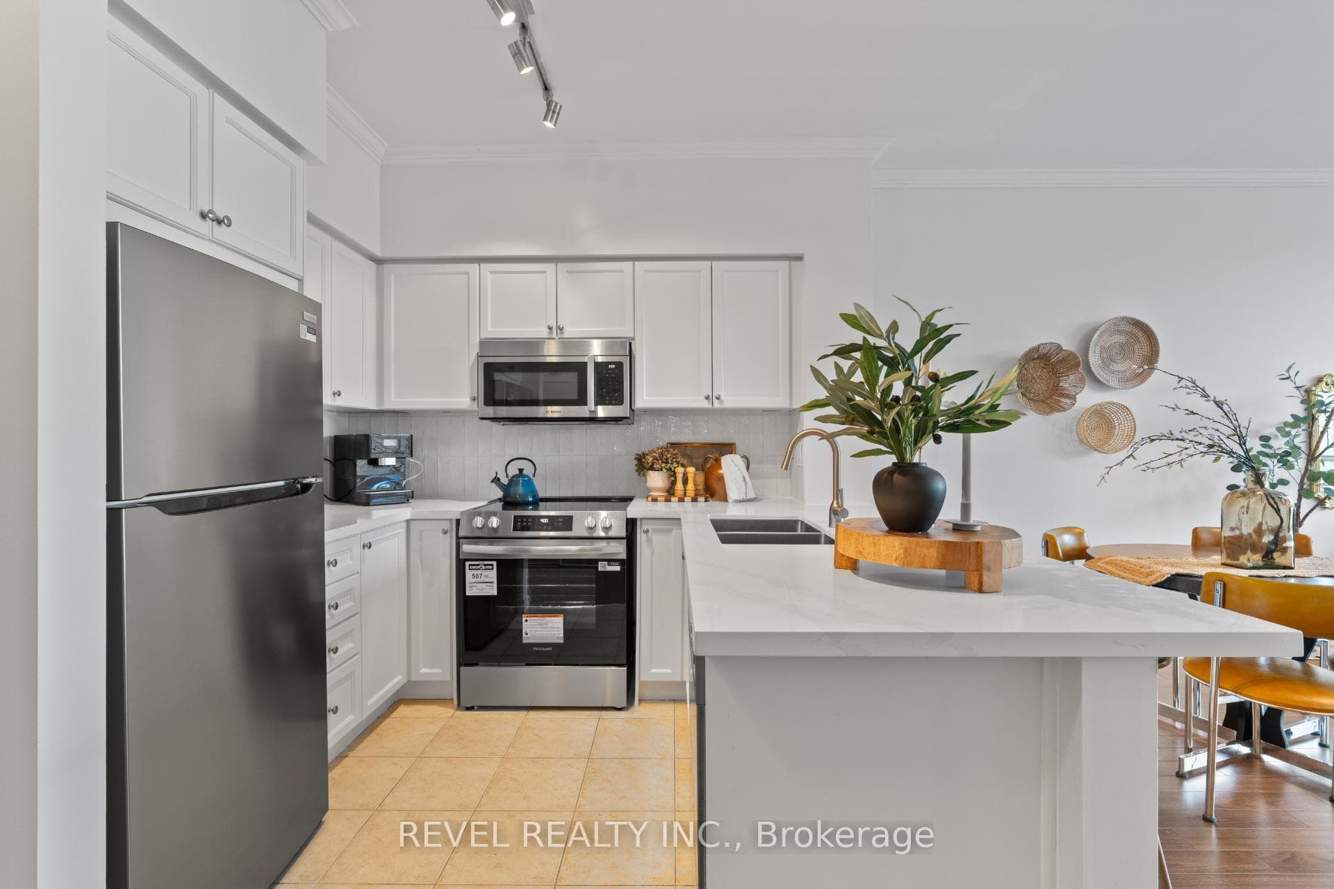 5 Marine Parade Drive Unit 303 photo 2