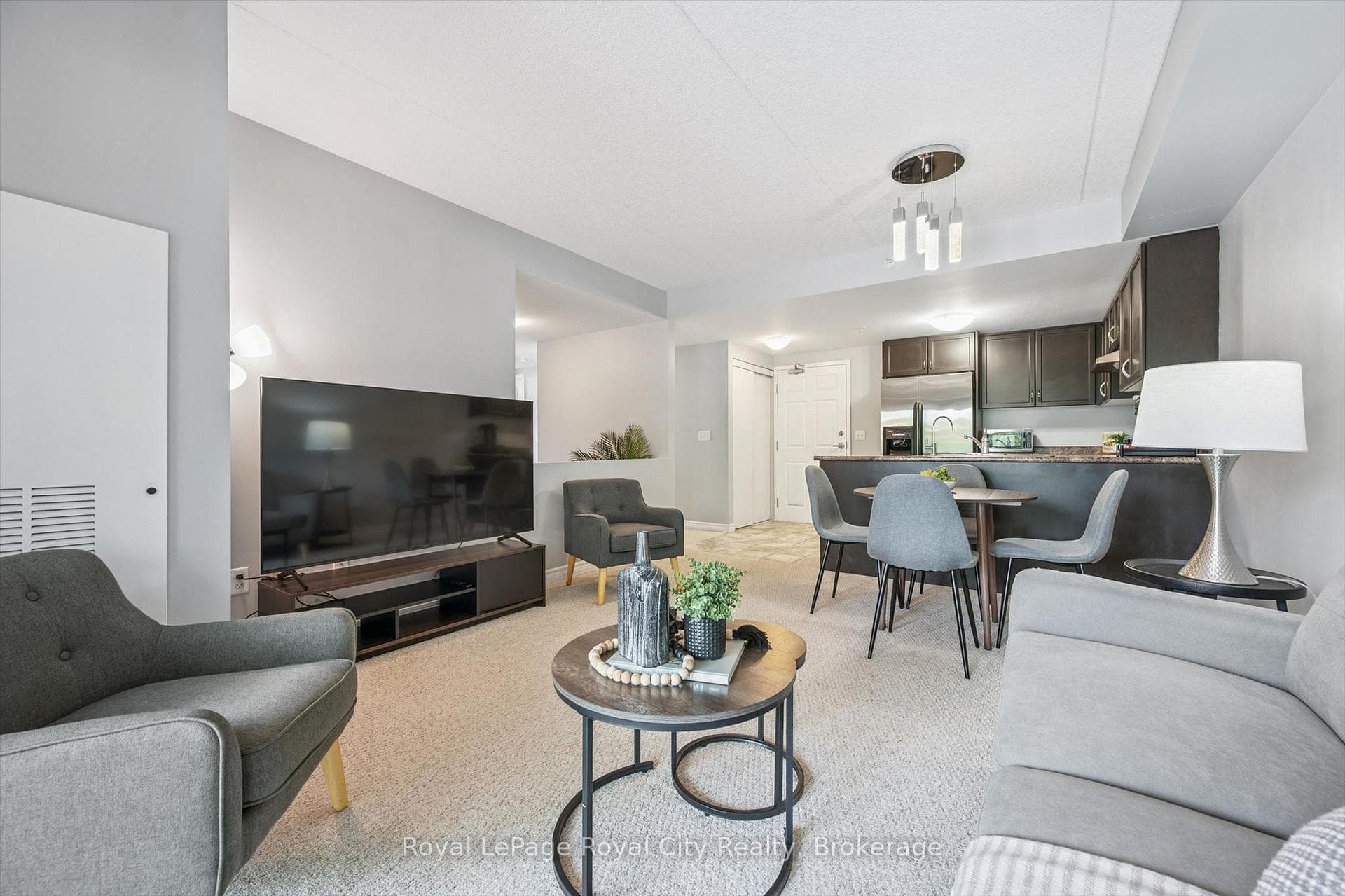 67 Kingsbury Square Unit 111 photo 8