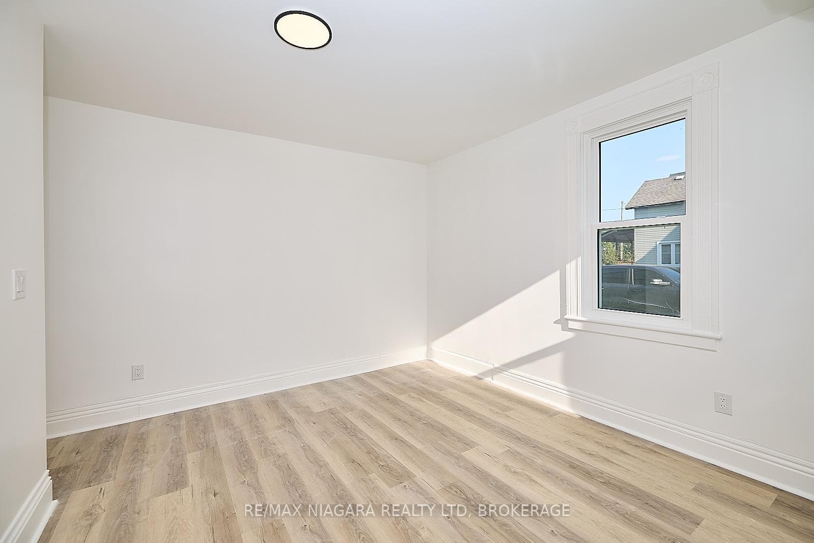 245 STANTON Street Unit 2 photo 10