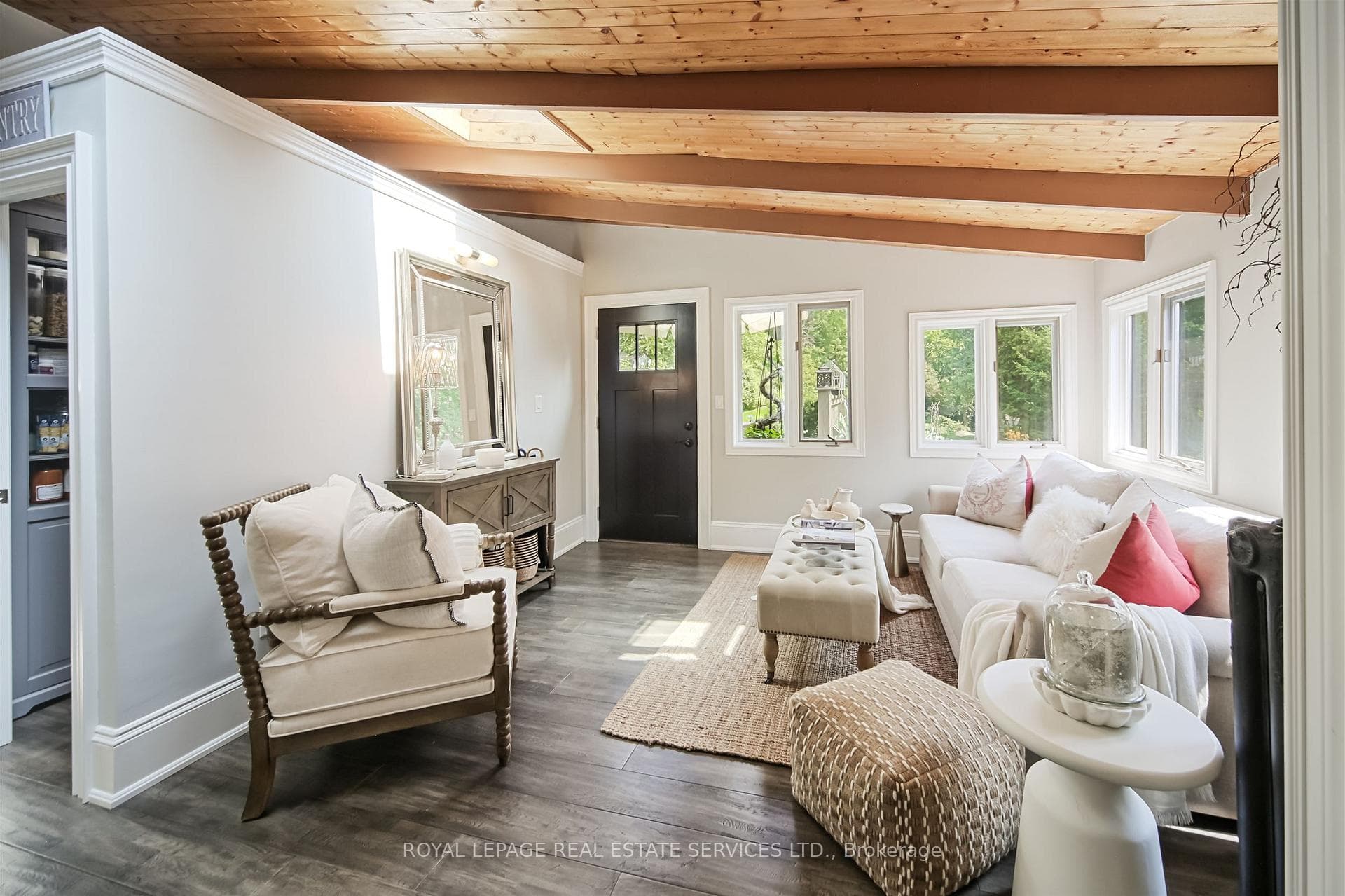 Entrance & Family Room