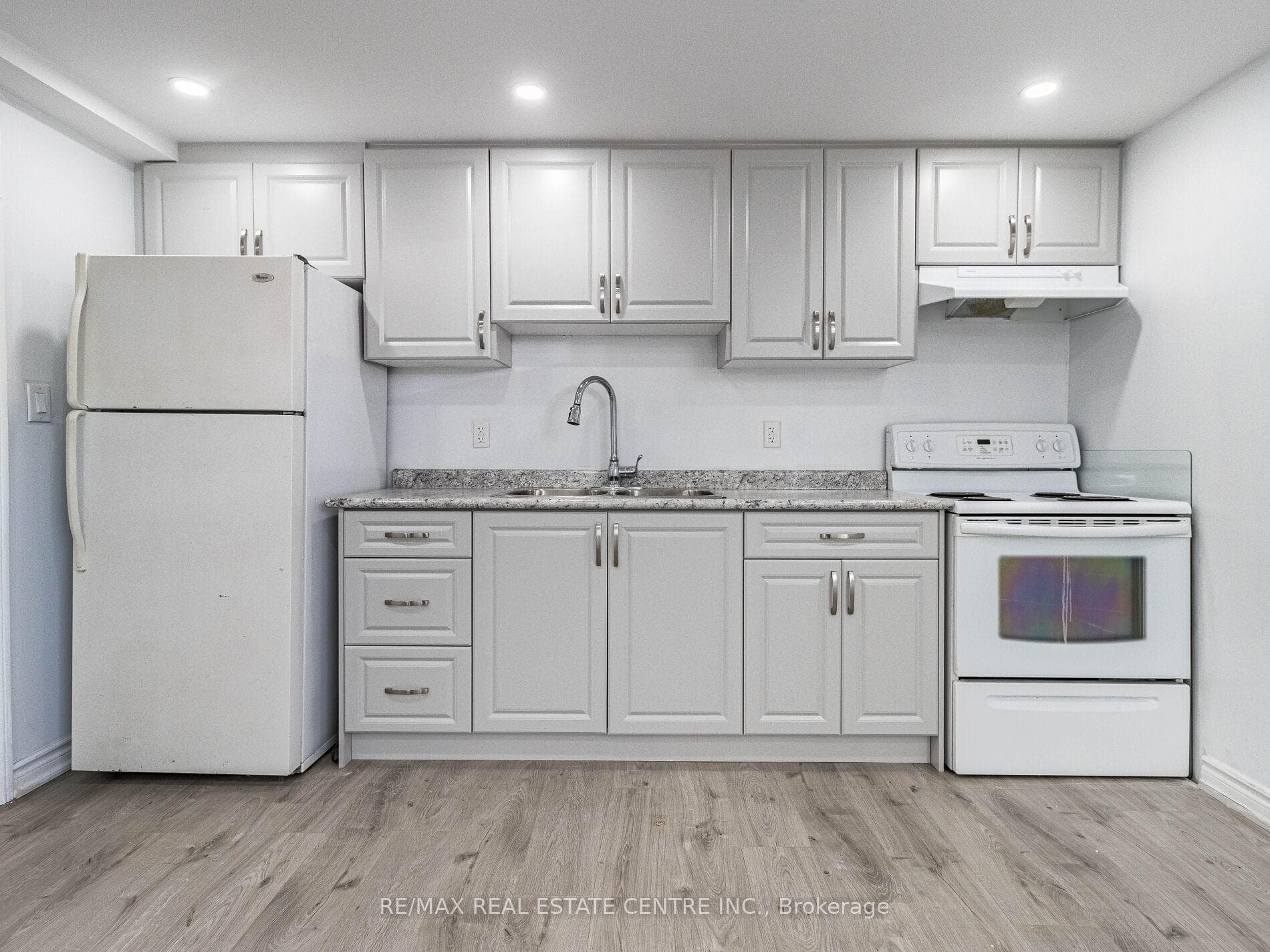 127 Cabot Street photo 26