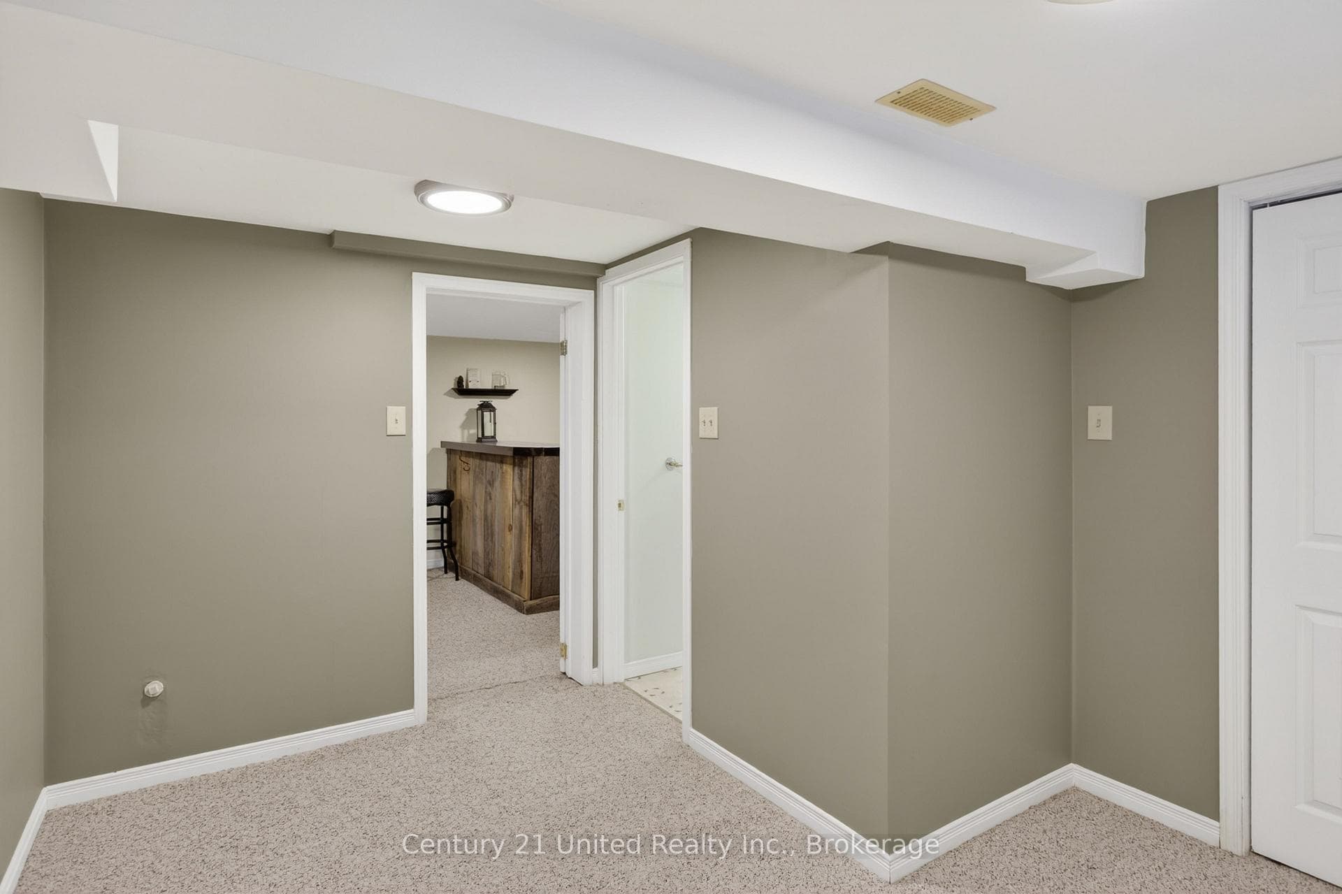 1169 Danita Boulevard photo 34
