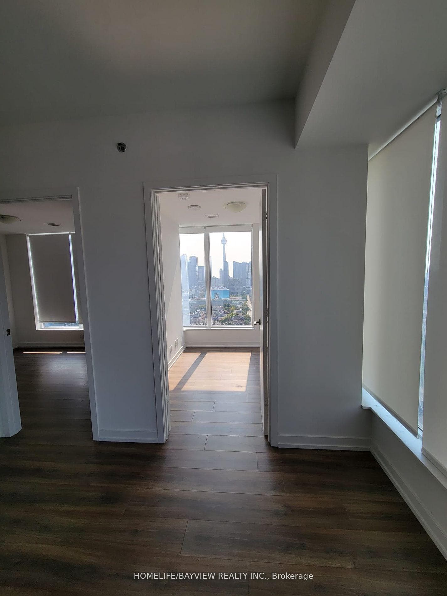 203 College Street Unit 2402 photo 8