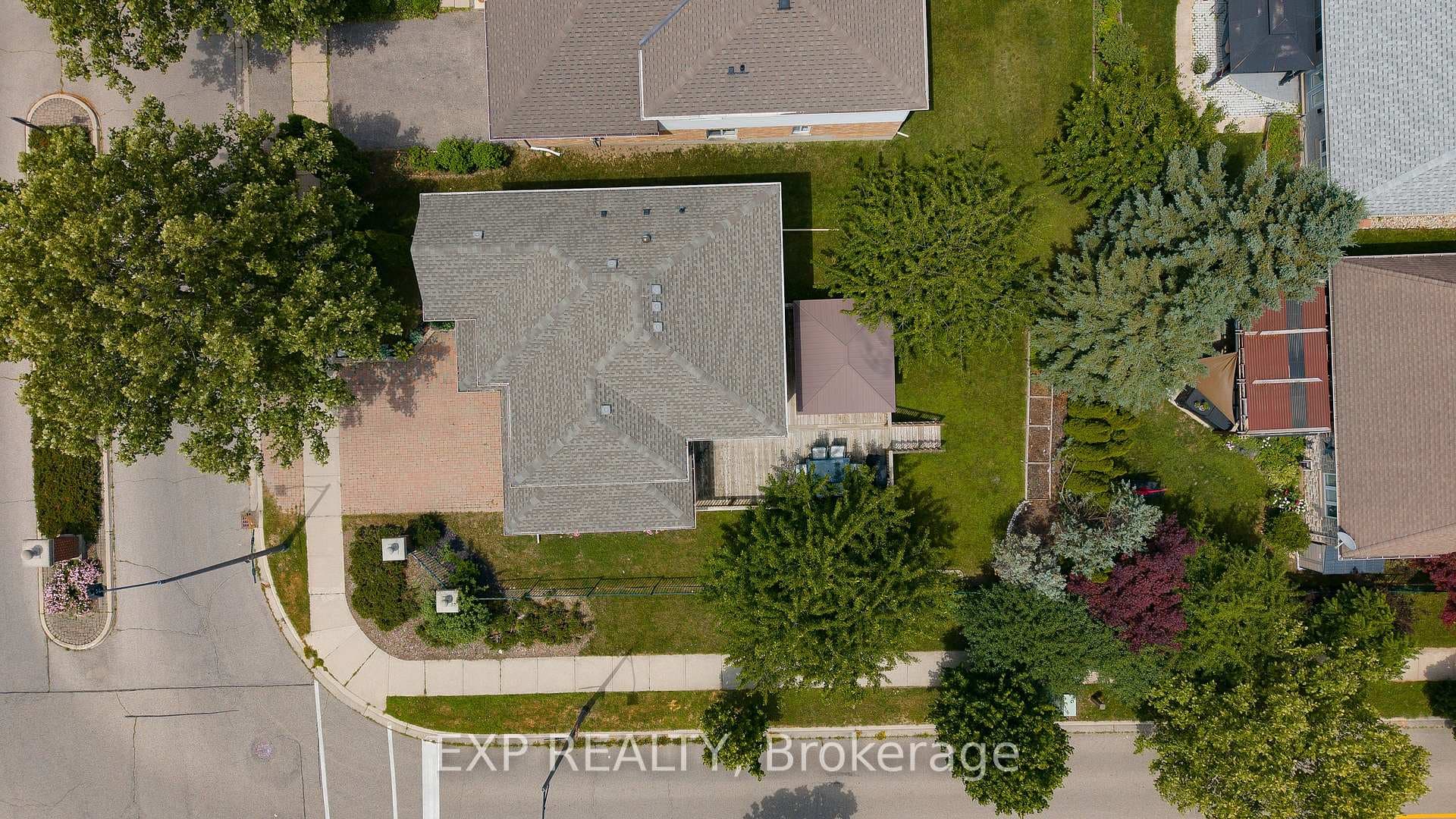 620 Munich Circle photo 43